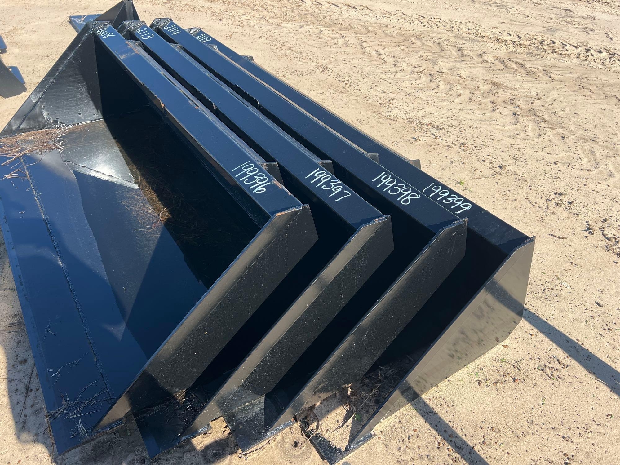 UNUSED SWICT 84" QUICK ATTACH BUCKET (A51248)