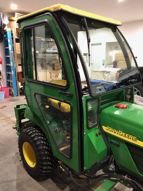 212 Cab Assembly R Door.png