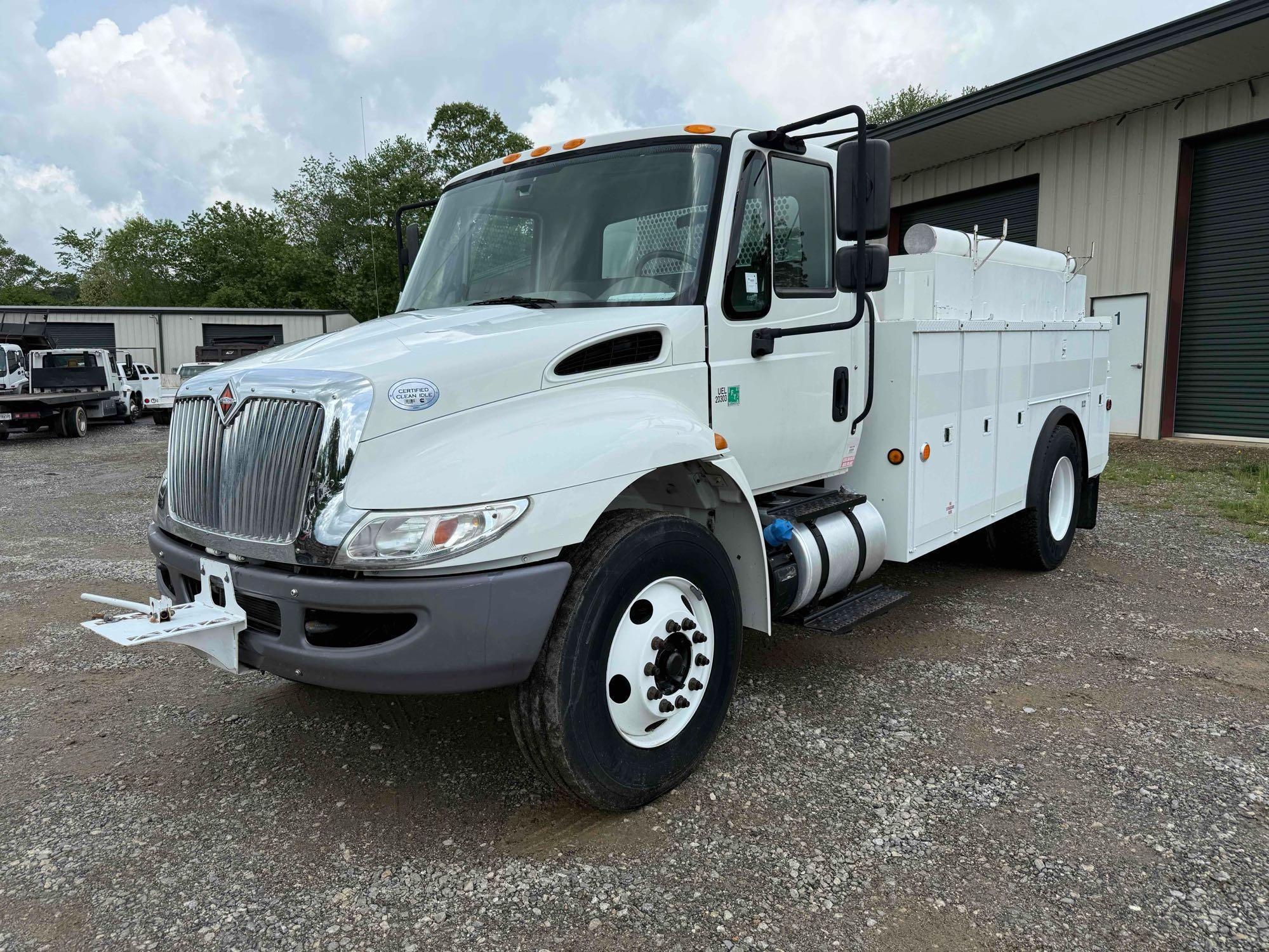 2018 International DuraStar 4300 Truck, VIN # 1HTMMMMN1JH714471 (A44391)