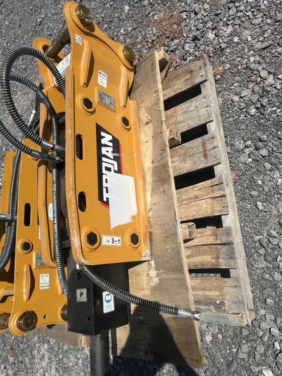 Trojan 50CL 40mm Hydraulic Hammer, New  (A52384)