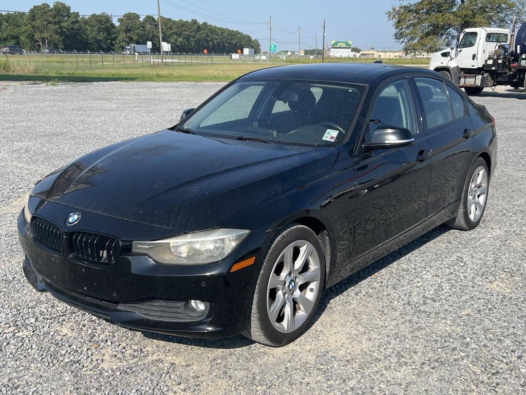 2015 BMW 320i Sedan (A53117)