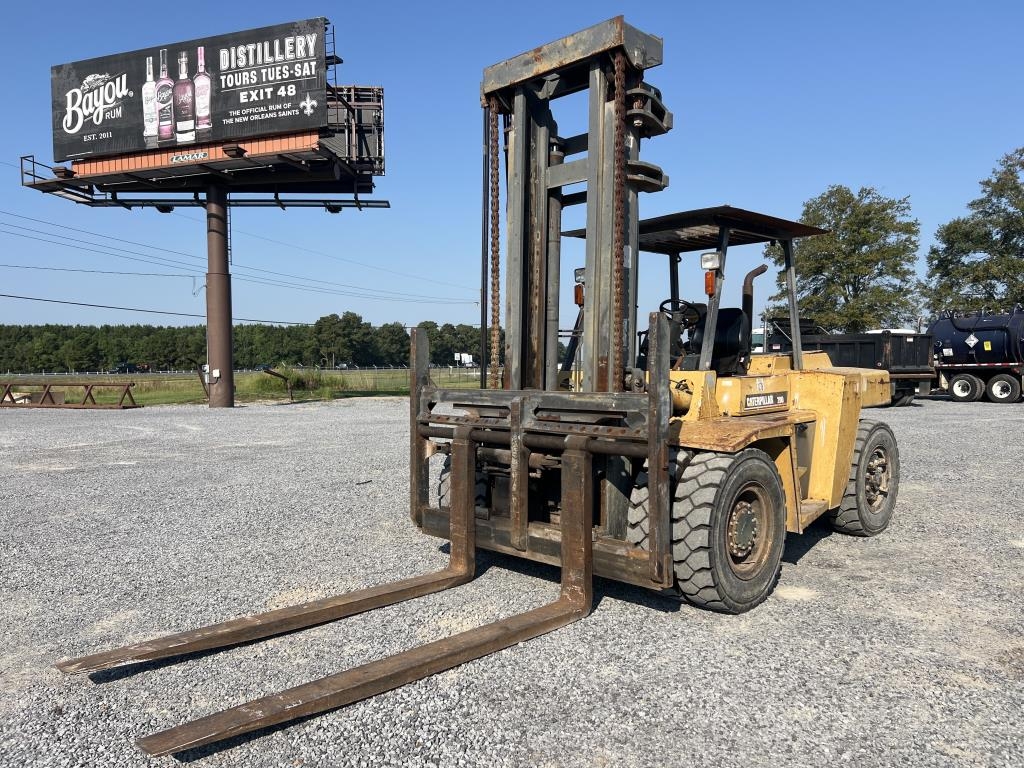 Caterpillar 200 Forklift (A53117)