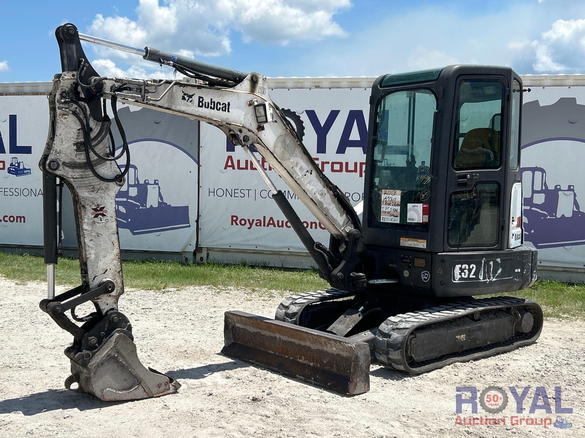 2013 Bobcat E32 Mini Excavator (A51691)