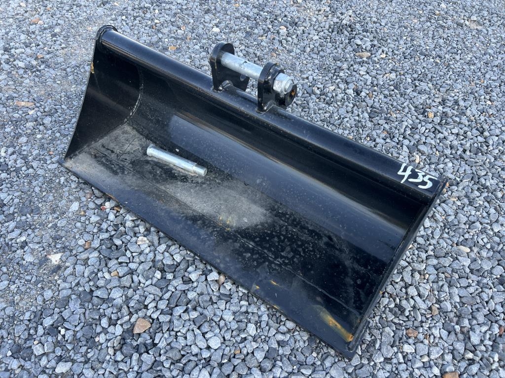 2025 IR UNUSED Cleanout Bucket (A53117)