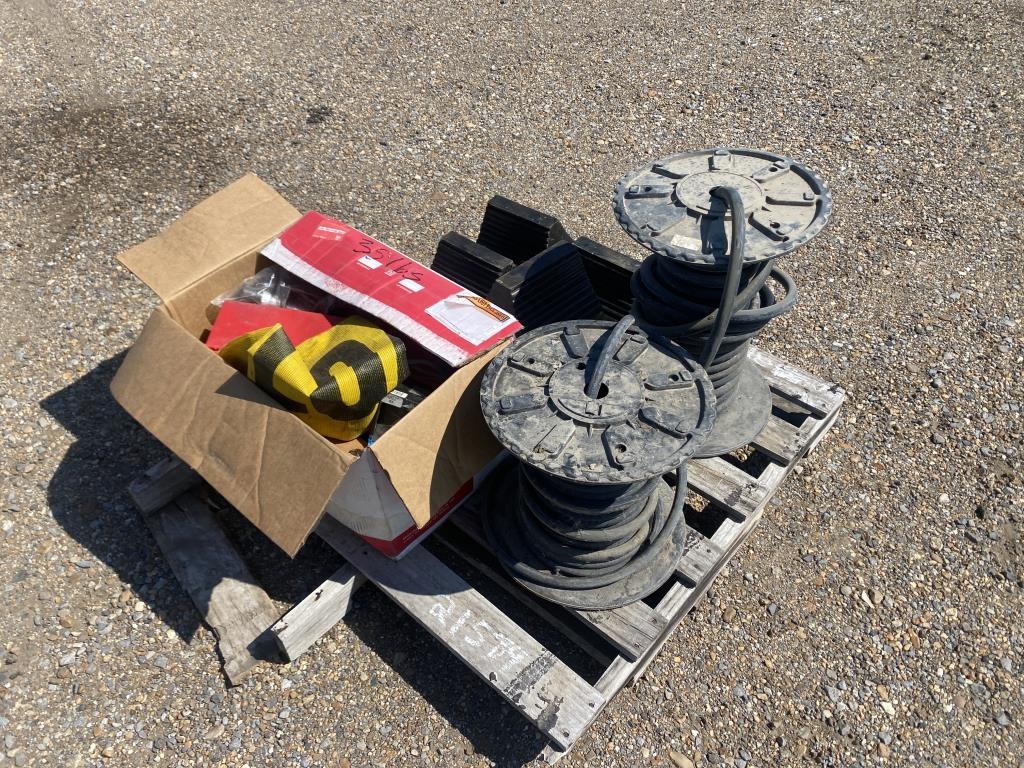 1 pallet of Truck equipment (A53117)
