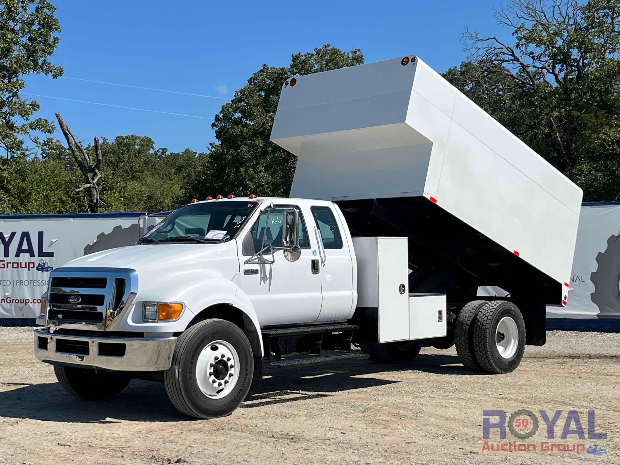 2007 Ford F-750 Chipper Truck (A52377)