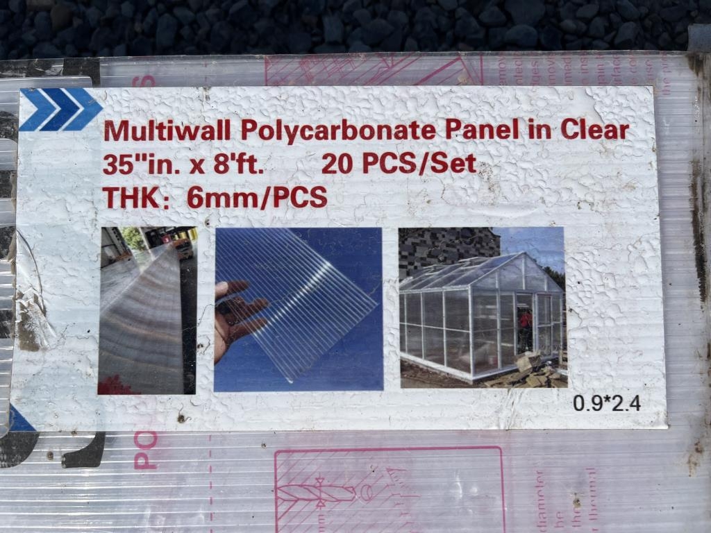 UNUSED Clear Multi-wall Polycarbonate Pane (A53117)