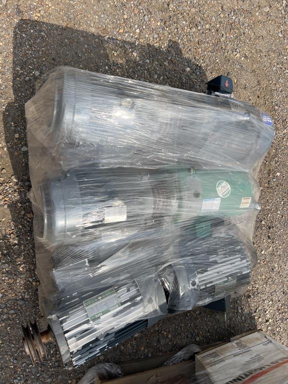 Pallet of (6) 3 Phase Motors (A53117)