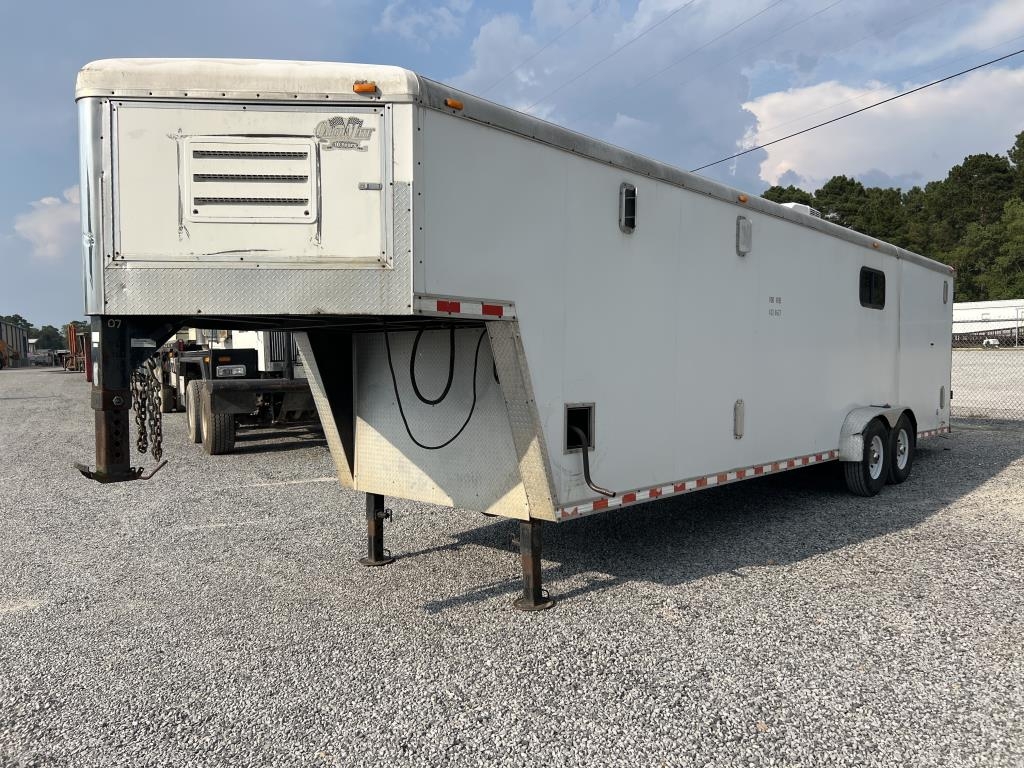 Cargo Mate Enclosed Gooseneck Trailer (A53117)