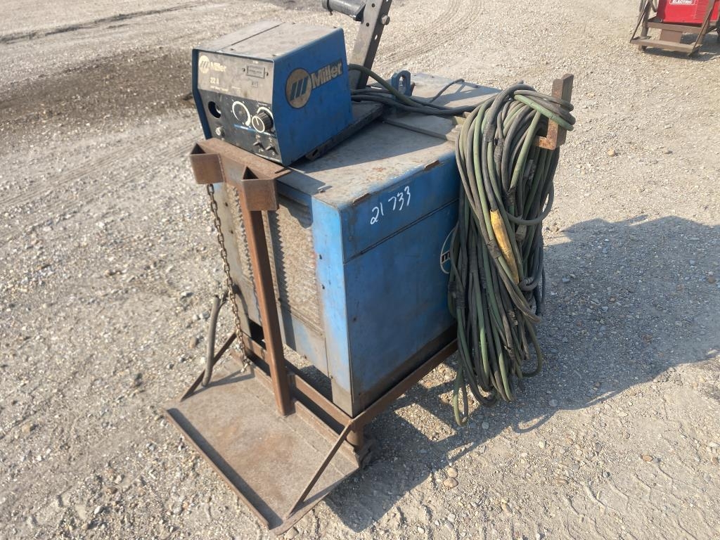 Miller CP-250TSi Welding Machine (A53117)