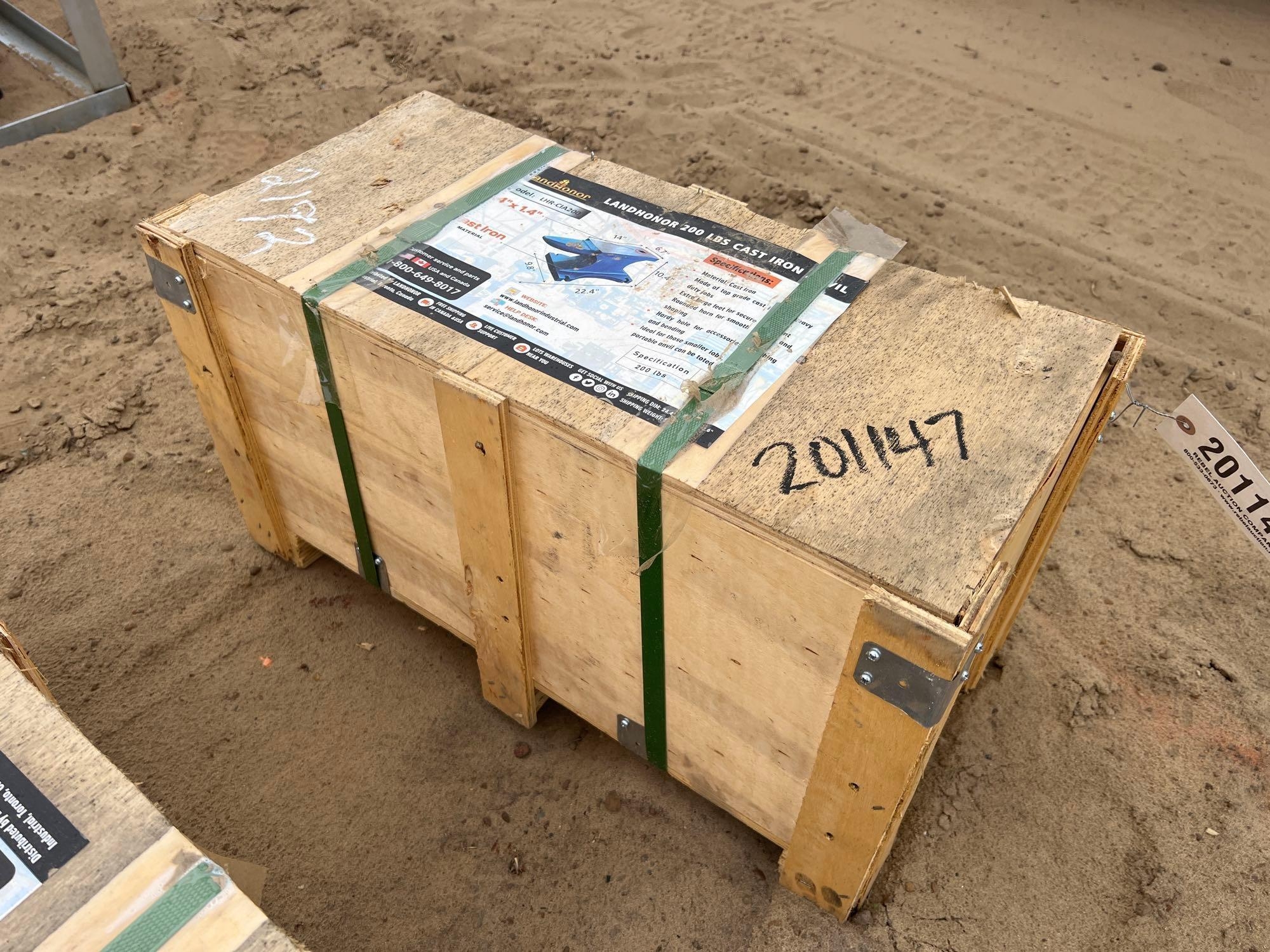 UNUSED LANDHONOR LHR-CIA200 - 200# CAST IRON ANVIL (A54757)