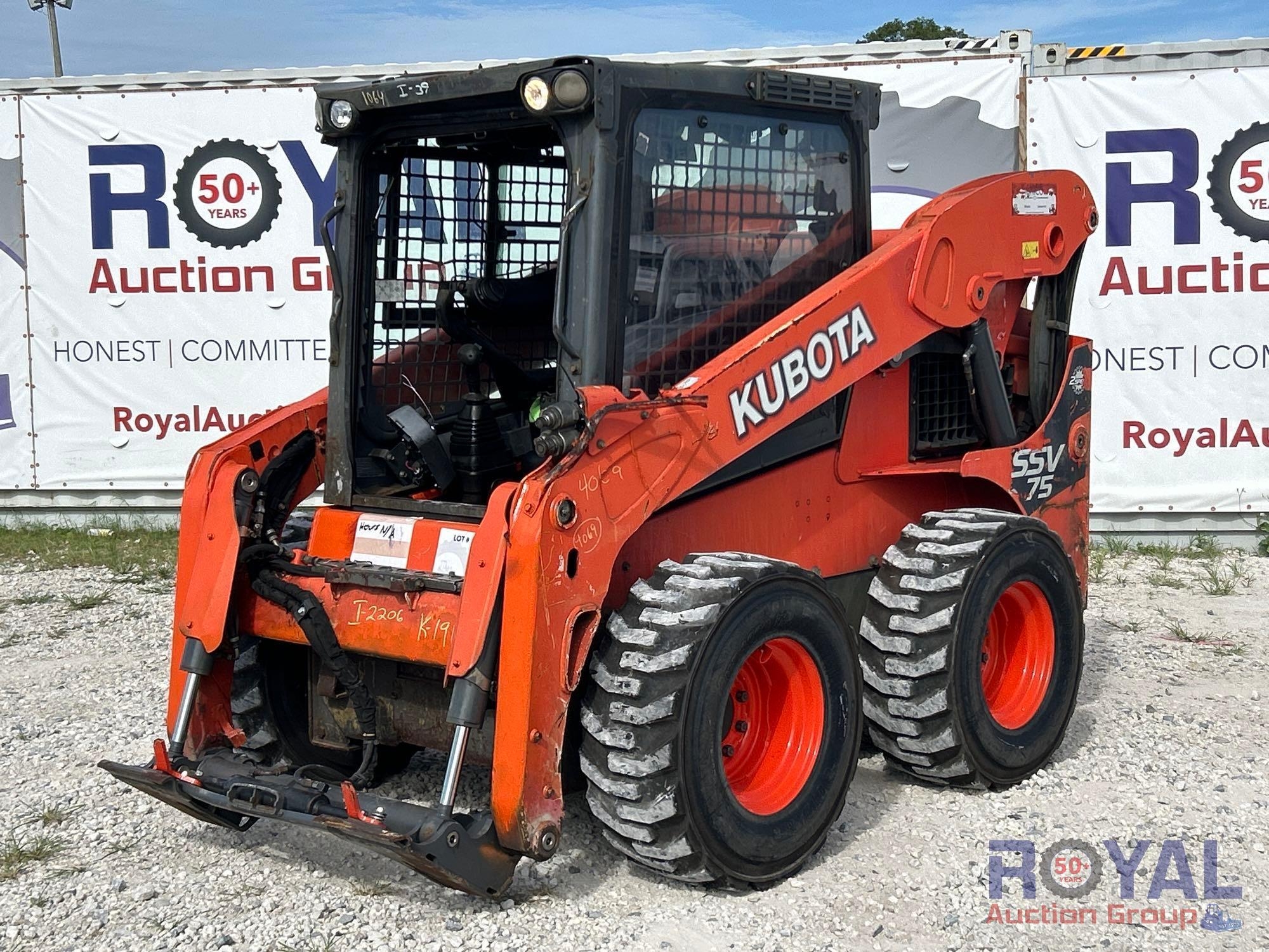 Kubota SSV75 Compact Wheel Loader Skid Steer (A51691)