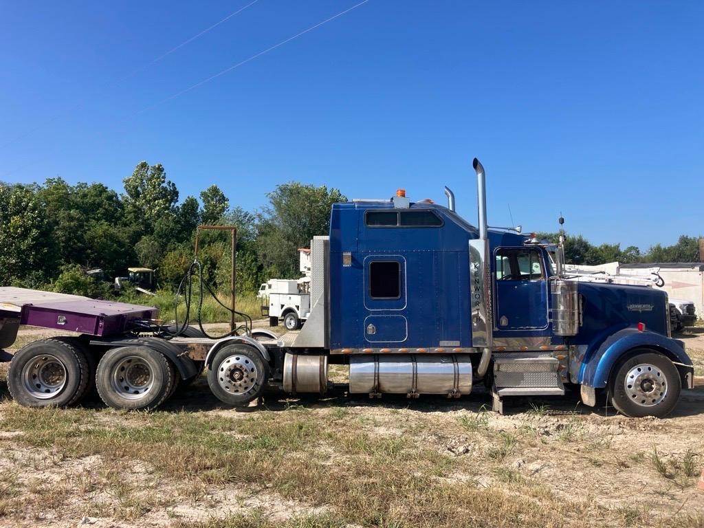 2000 Kenworth W900 - 3406E CAT Engine - 78,980 Miles (A52748)
