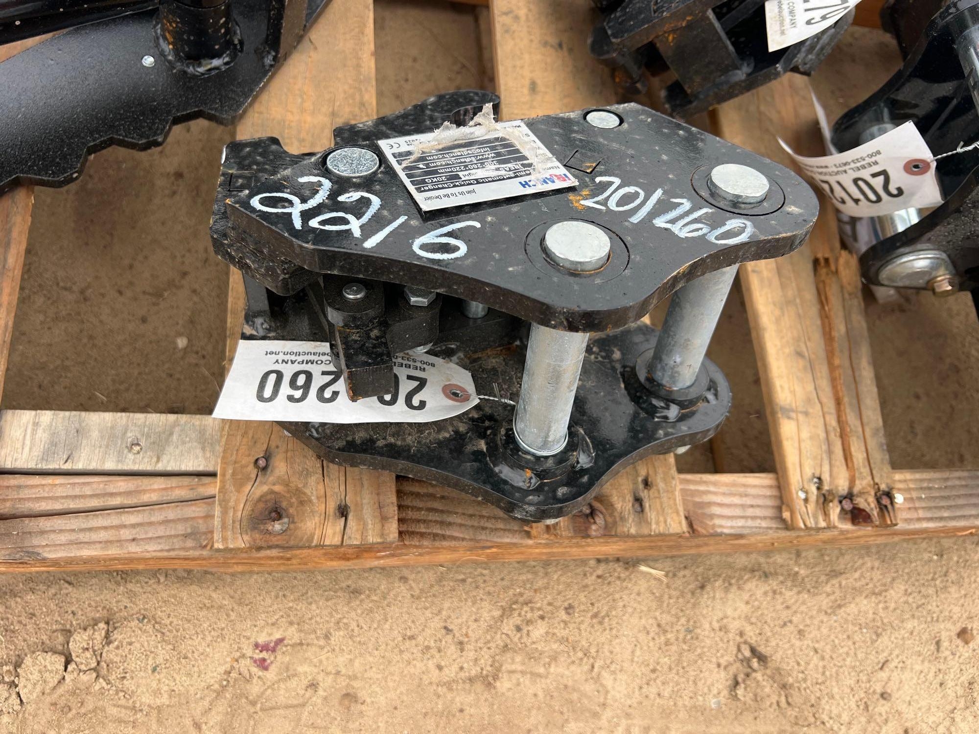 UNUSED IRANCH SEMI AUTOMATIC QUICK CHANGER (A54757)