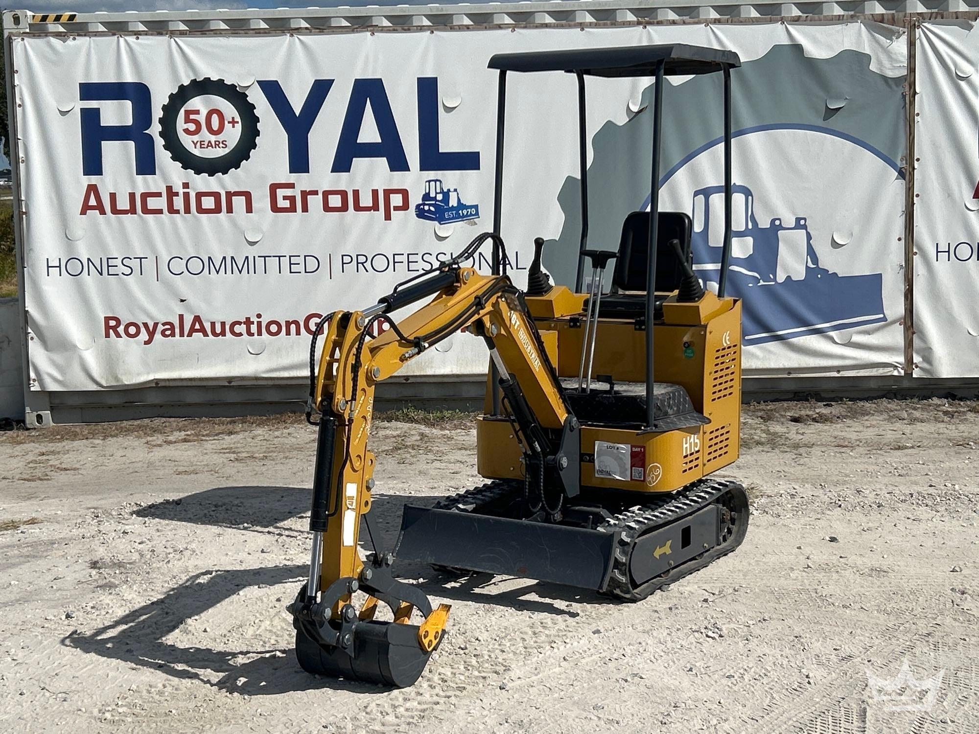 Unused 2024 AGT H15 Mini Excavator (A55851)