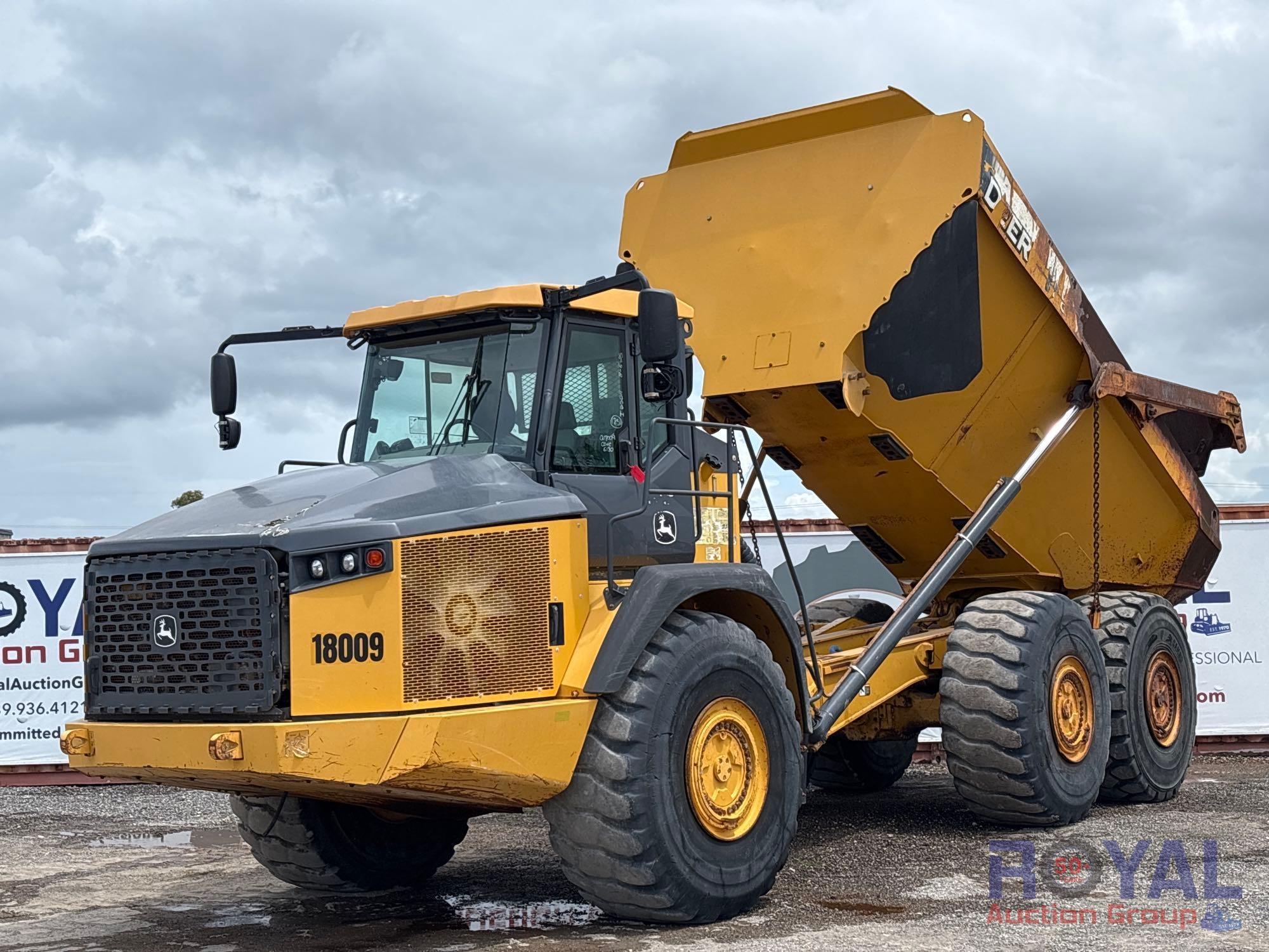 2019 John Deere 410E 40 Ton Articulated Off-Road T/A Dump Truck (A50322)