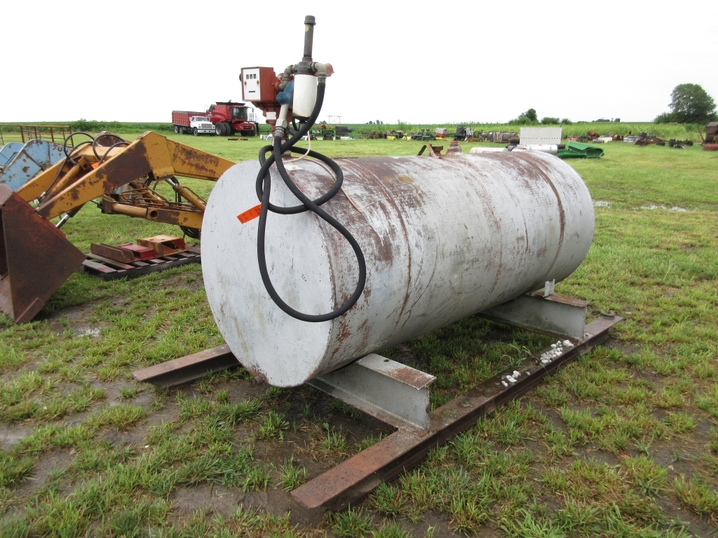 400 gal Fuel Barrel on Skid (A50515)