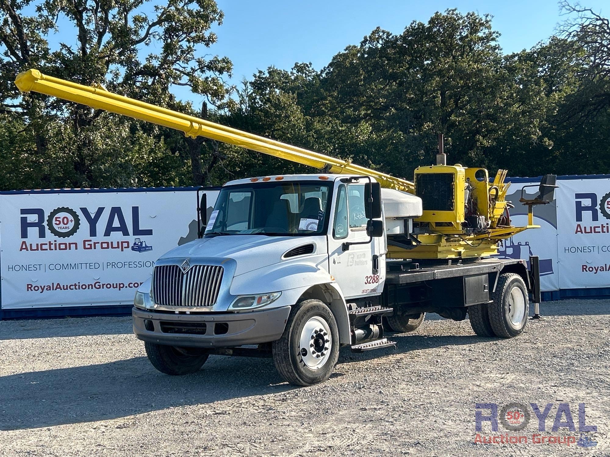 2005 International 4200 Texoma UC-301 Pier Drilling Truck (A52377)