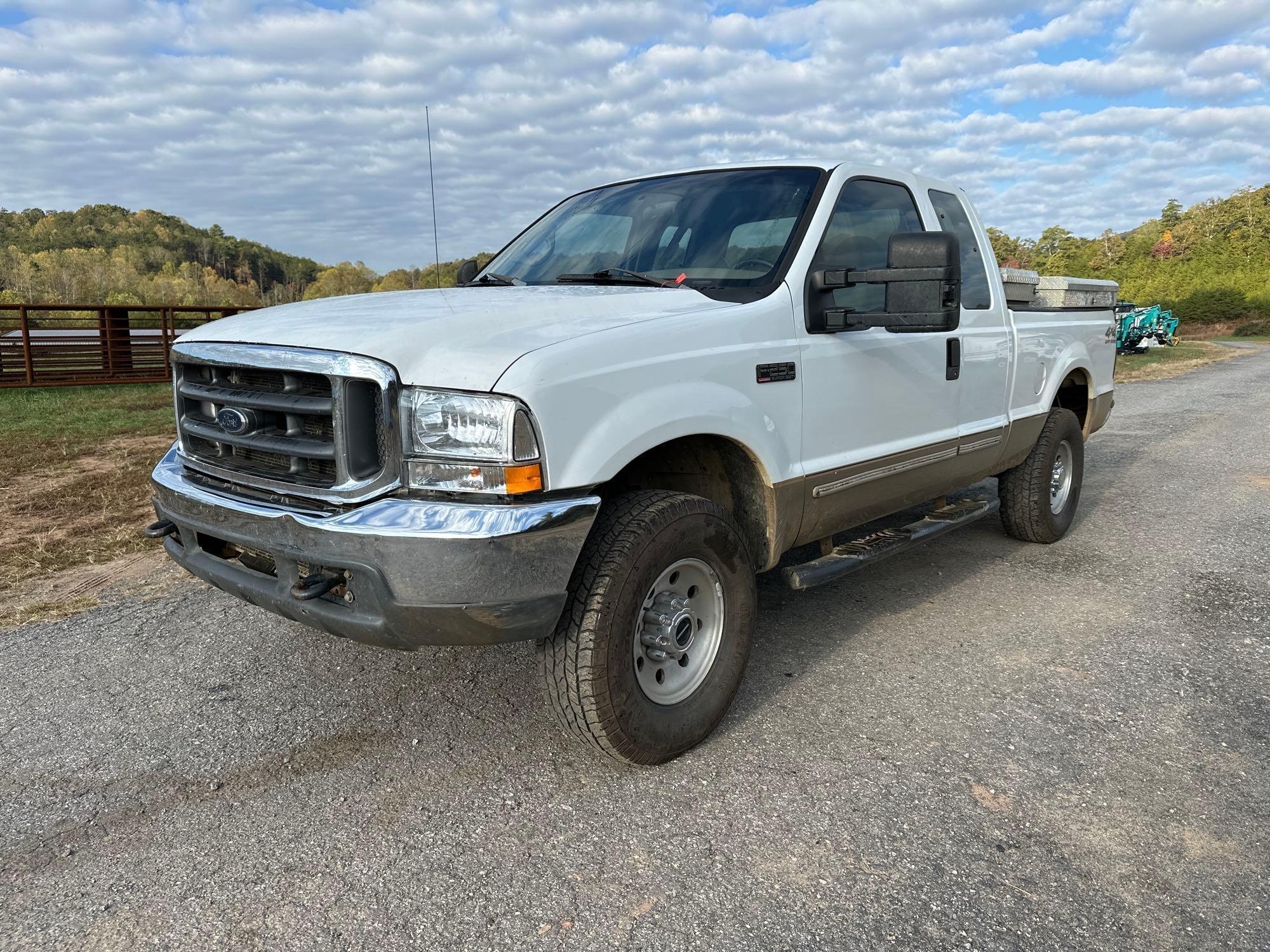 2000 Ford F-250 Lariat Super Duty Truck, VIN # 1FTNX21F7YEC45442 (A54865)
