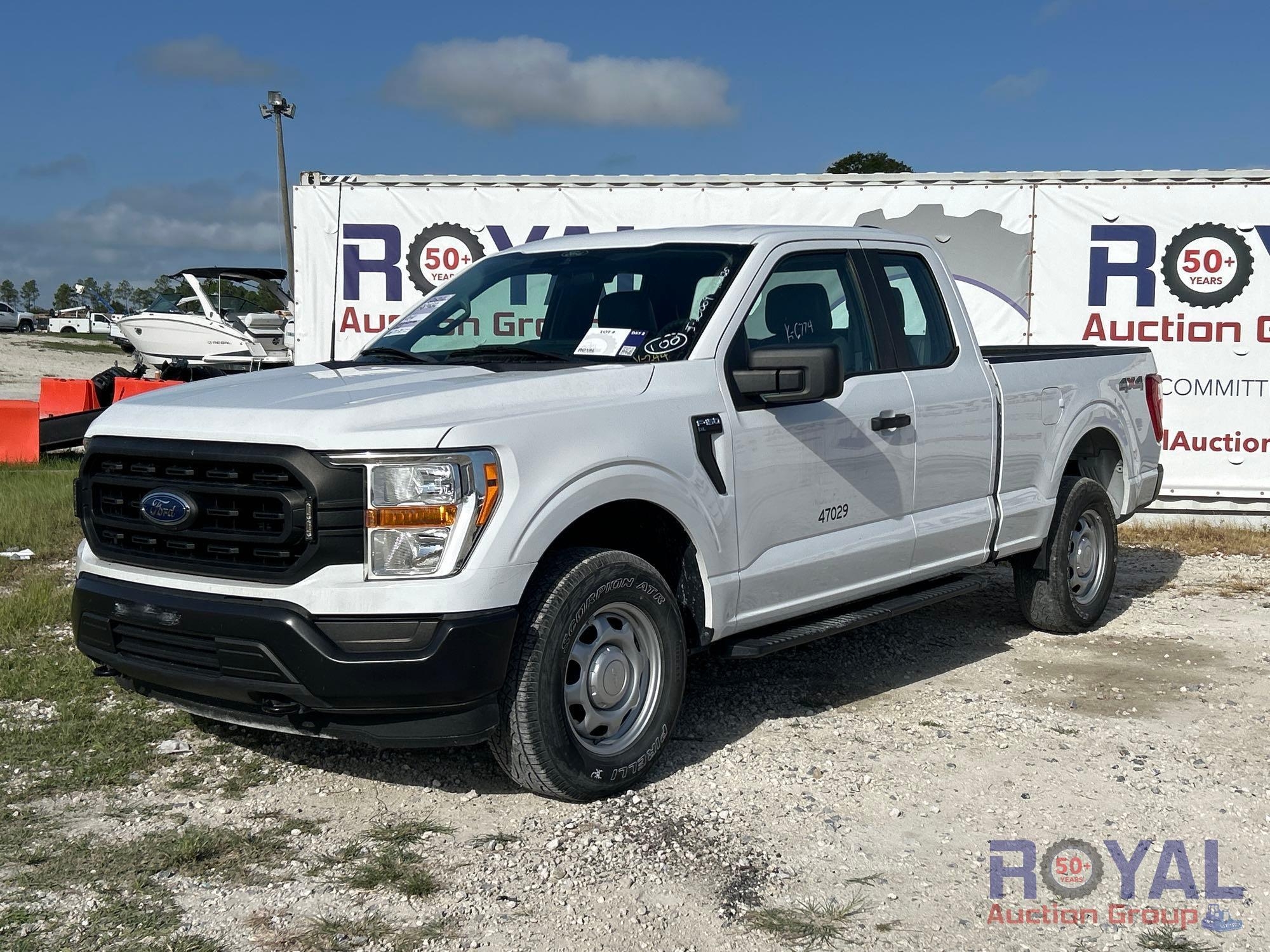 2021 Ford F-150 4x4 Ext. Cab Pickup Truck (A54814)