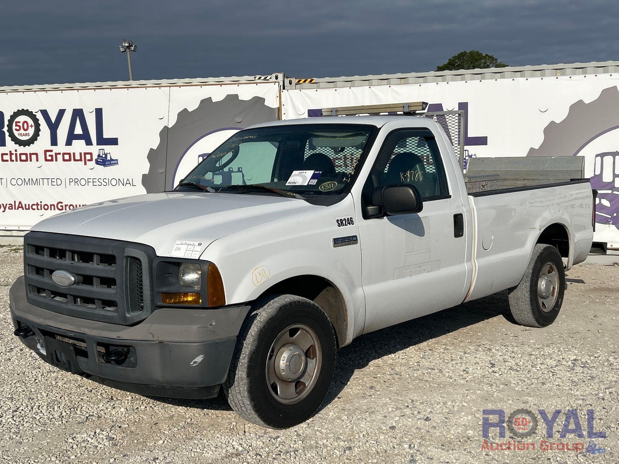 2005 Ford F-250 Pickup Truck (A44572)