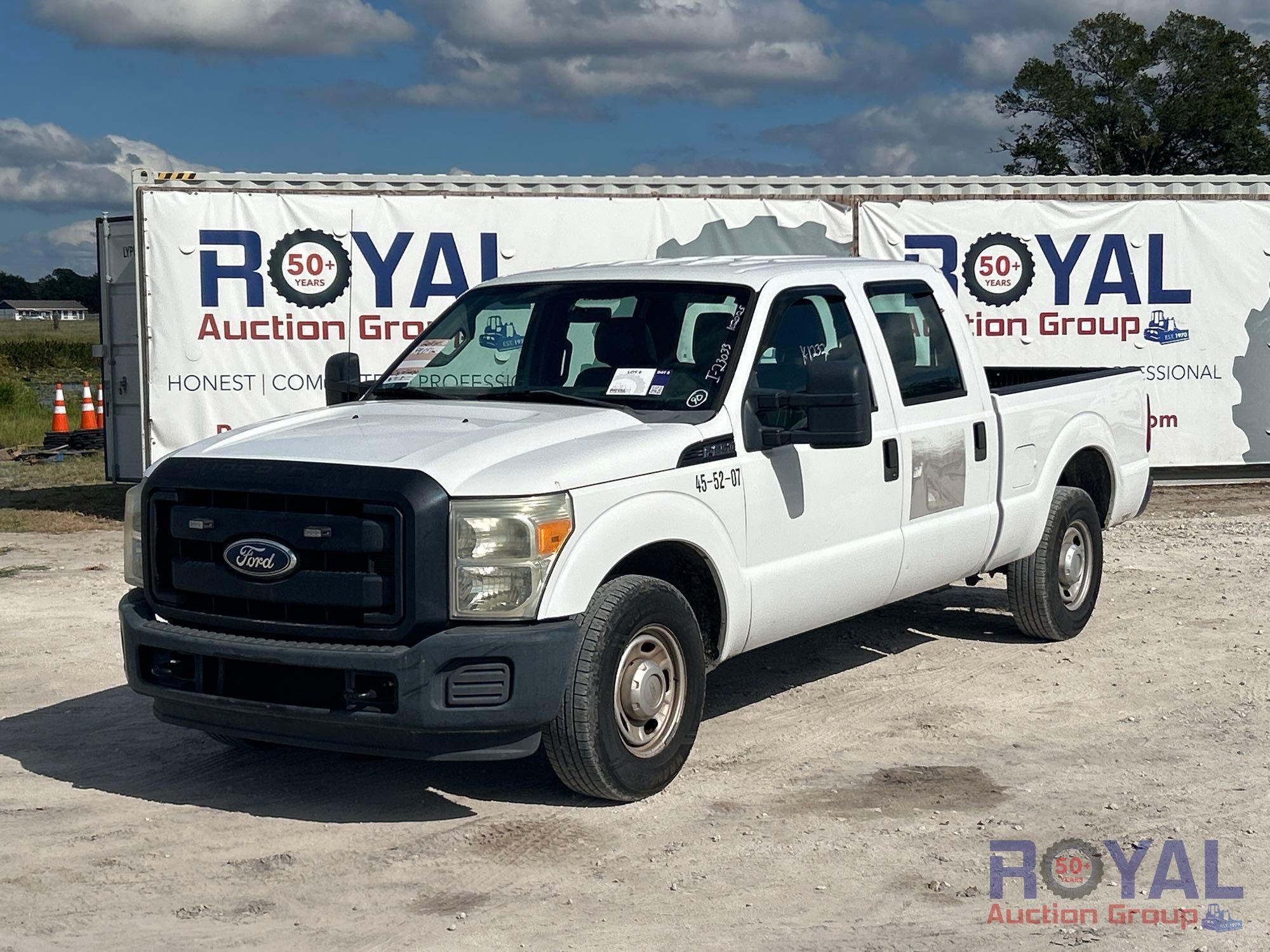 2011 Ford F-250 Crew Cab Pickup Truck (A55852)