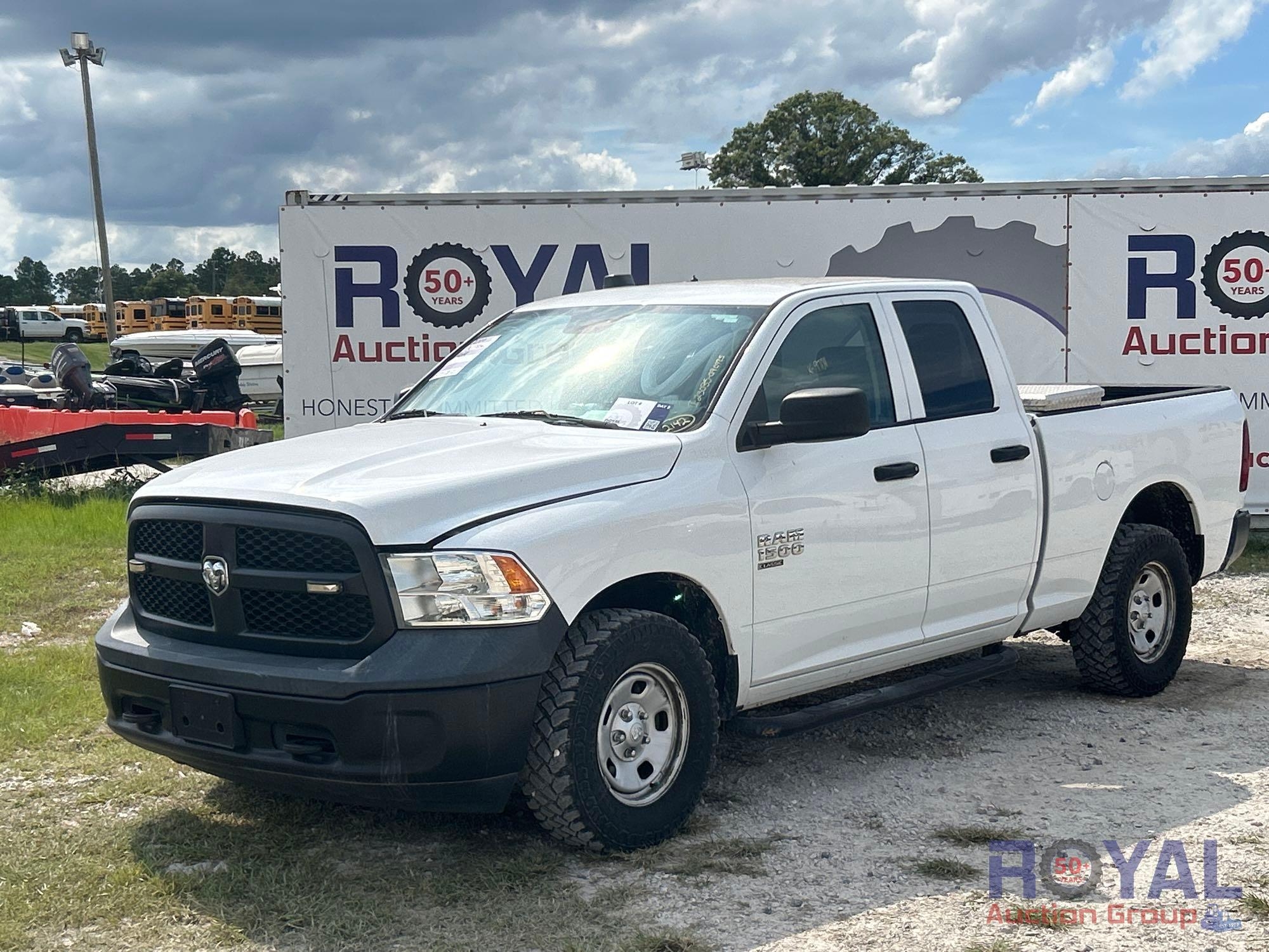 2019 Ram 1500 Classic 4x4 Crew Cab Pickup Truck (A51692)