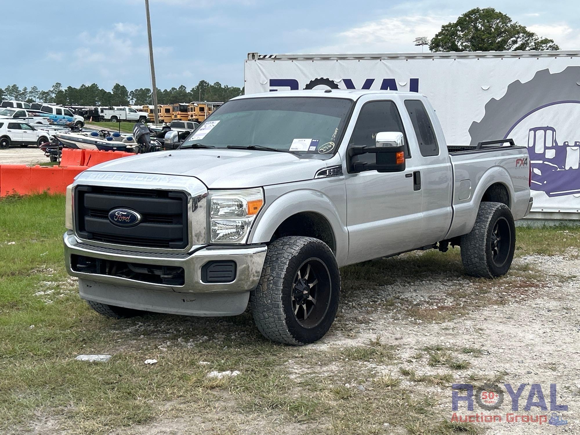 2015 Ford F-250 4x4 Ext. Cab Pickup Truck (A51692)
