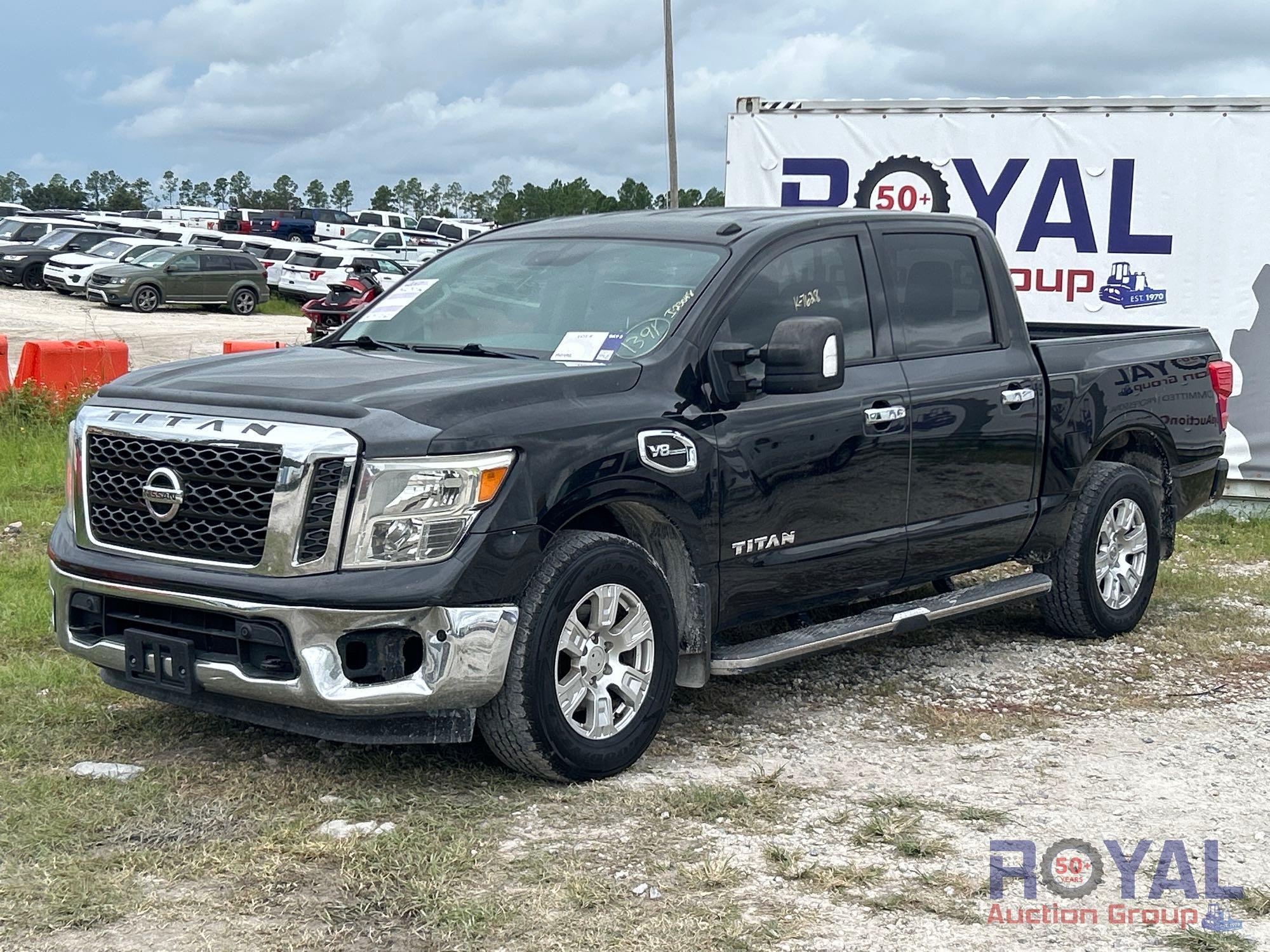 2017 Nissan Titan SV Crew Cab Pickup Truck (A51692)