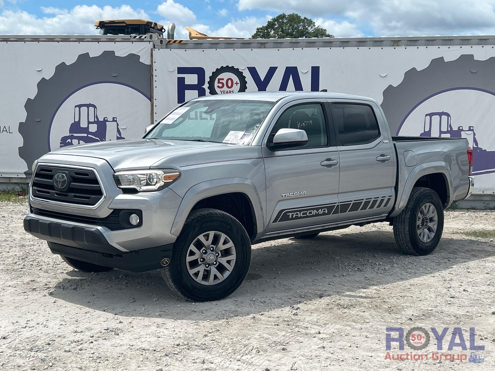 2018 Toyota Tacoma Crew Cab Pickup Truck (A51692)