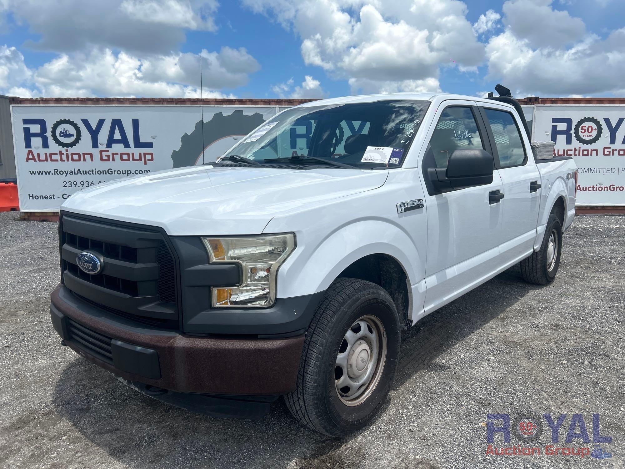 2016 Ford F-150 4x4 Crew Cab Pickup Truck (A50323)
