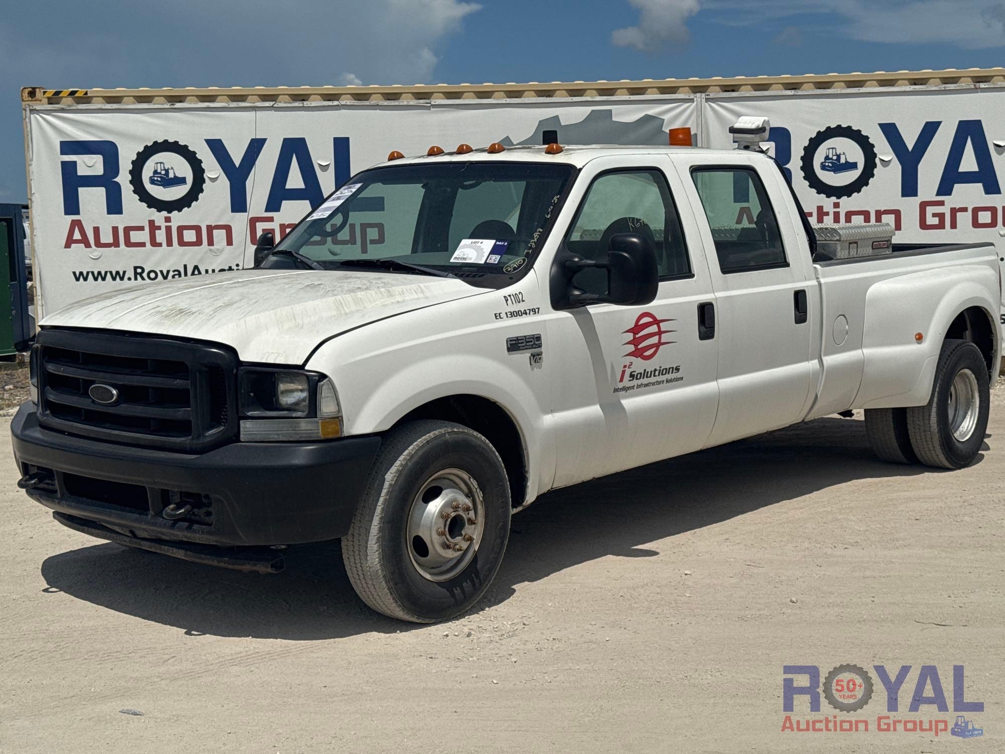 2002 Ford F-350 Crew Cab Pickup Truck (A50323)