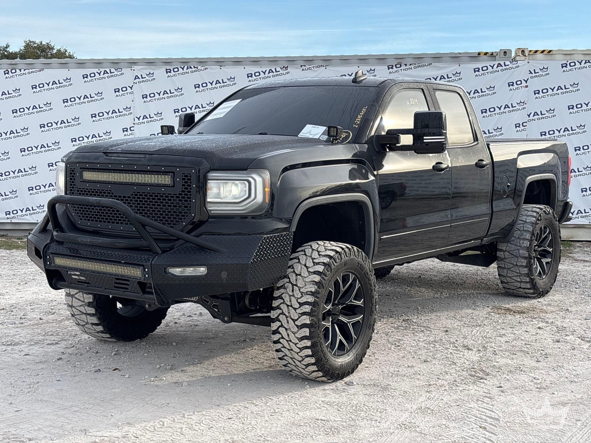 2017 GMC Sierra 1500 4x4 Crew Cab Pickup Truck (A59230)
