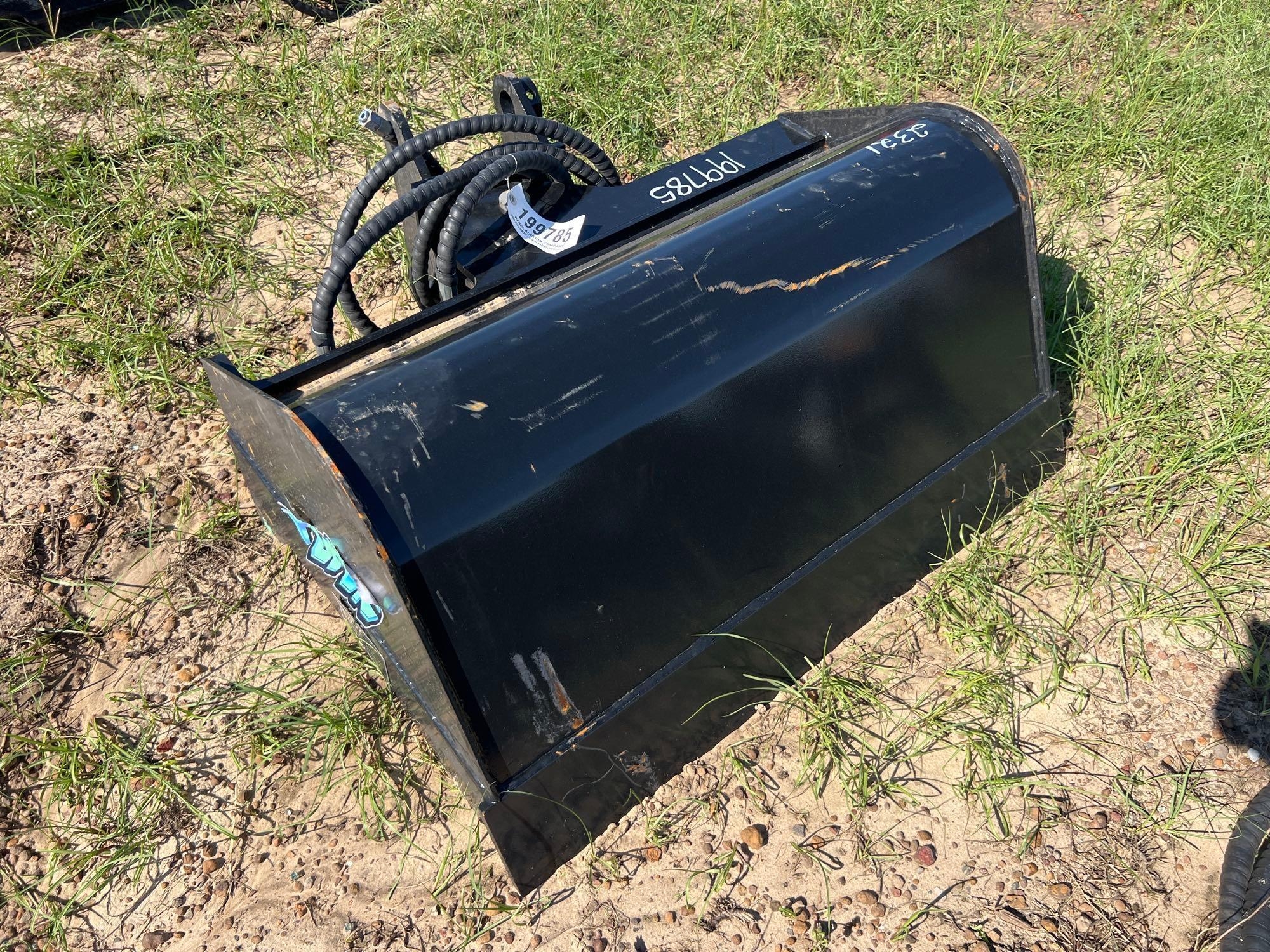 UNUSED FUTURE D5T 34" HYD TILT BUCKET (A51248)