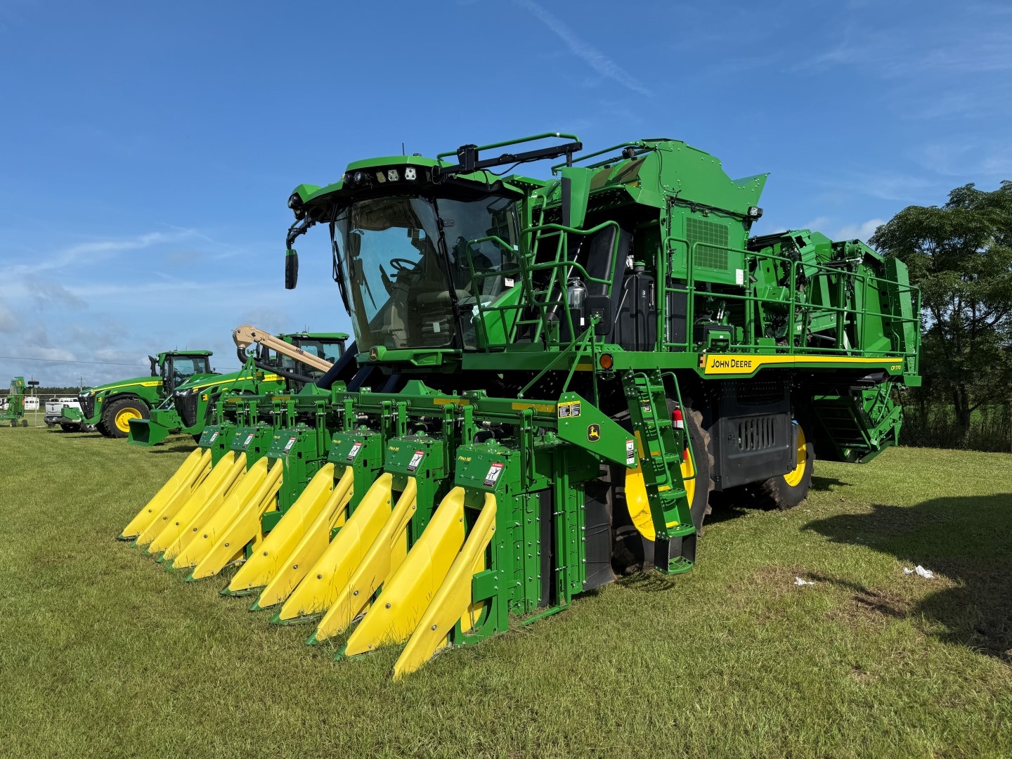 2024 JOHN DEERE CP 770 LOT NUMBER 22 (A53084)