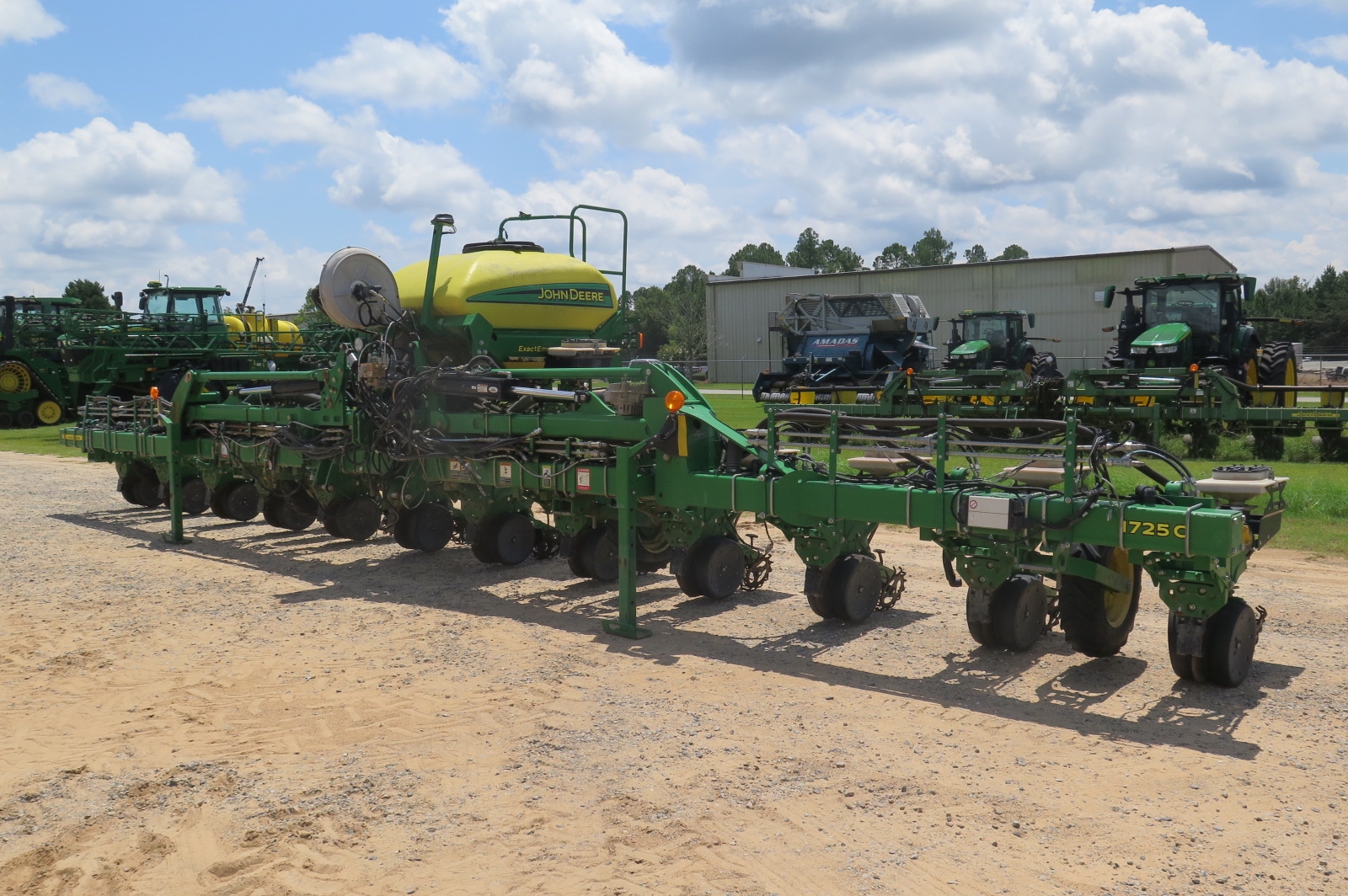 2021 JOHN DEERE 1725 CCS LOT NUMBER 29 (A53084)