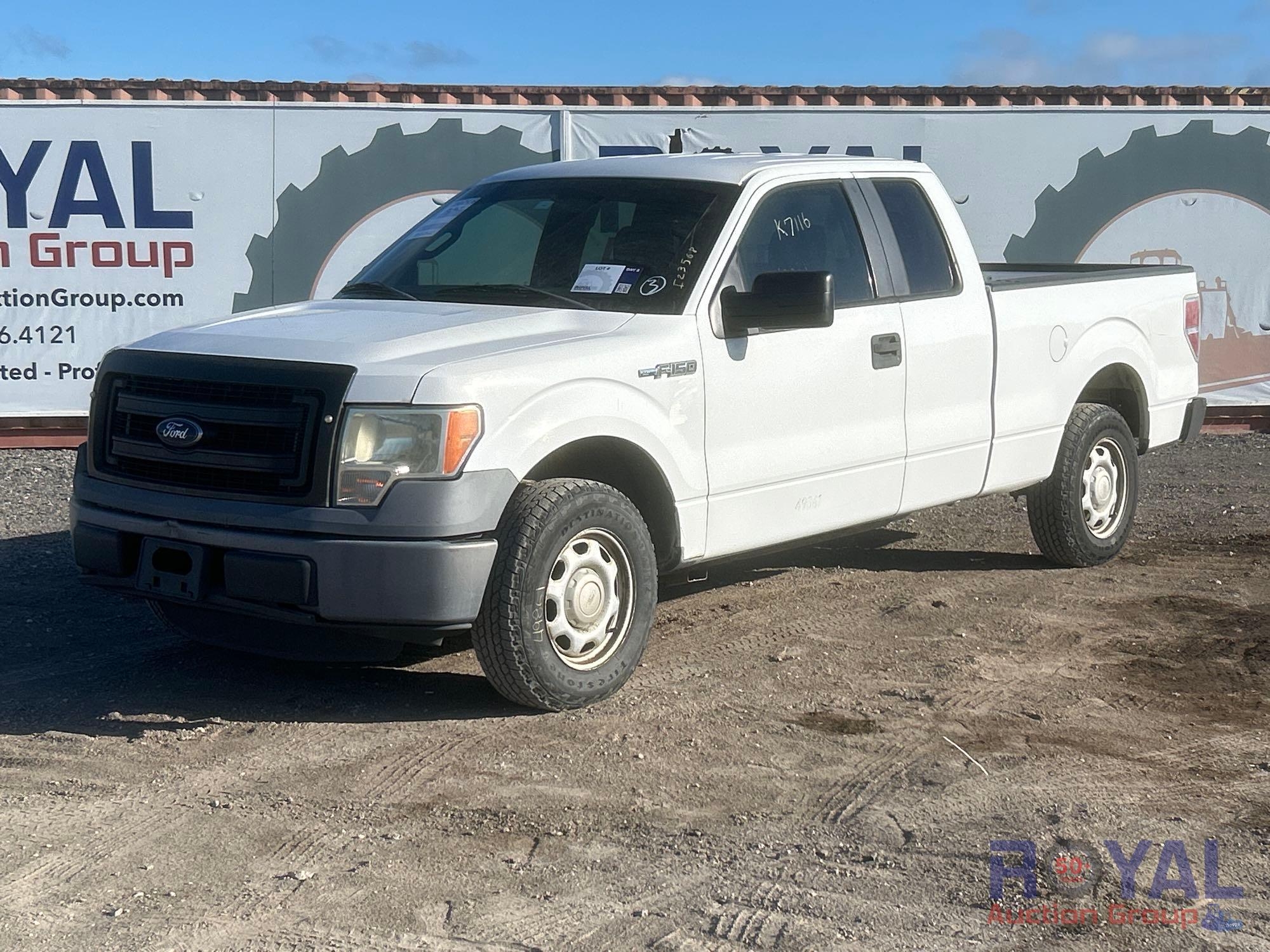 2014 Ford F-150 Ext. Cab Pickup Truck (A53422)