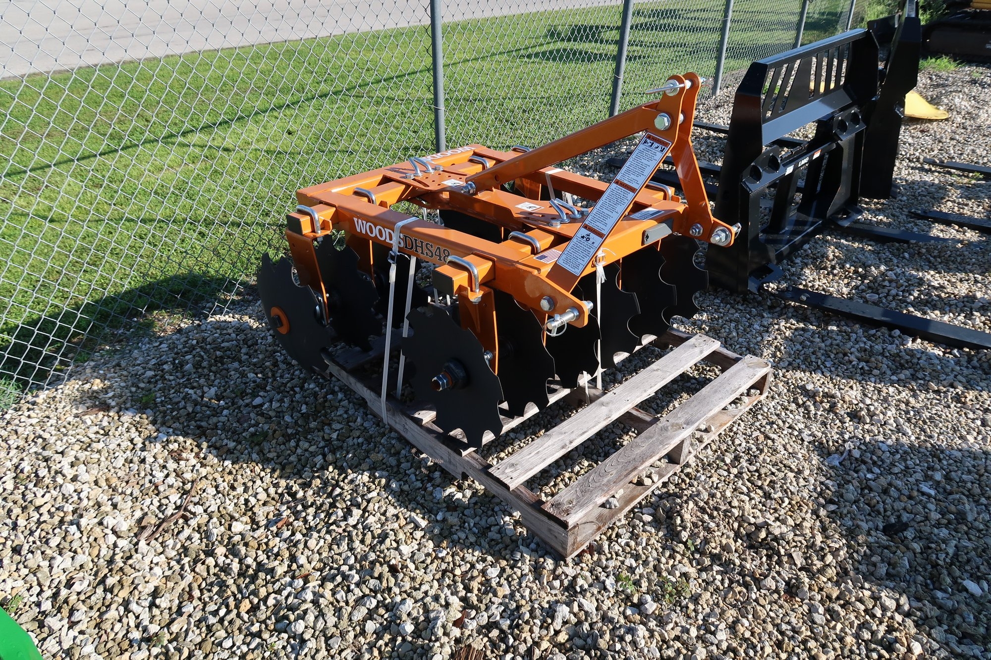 WOODS DHS48N LOT NUMBER 75 (A53084)