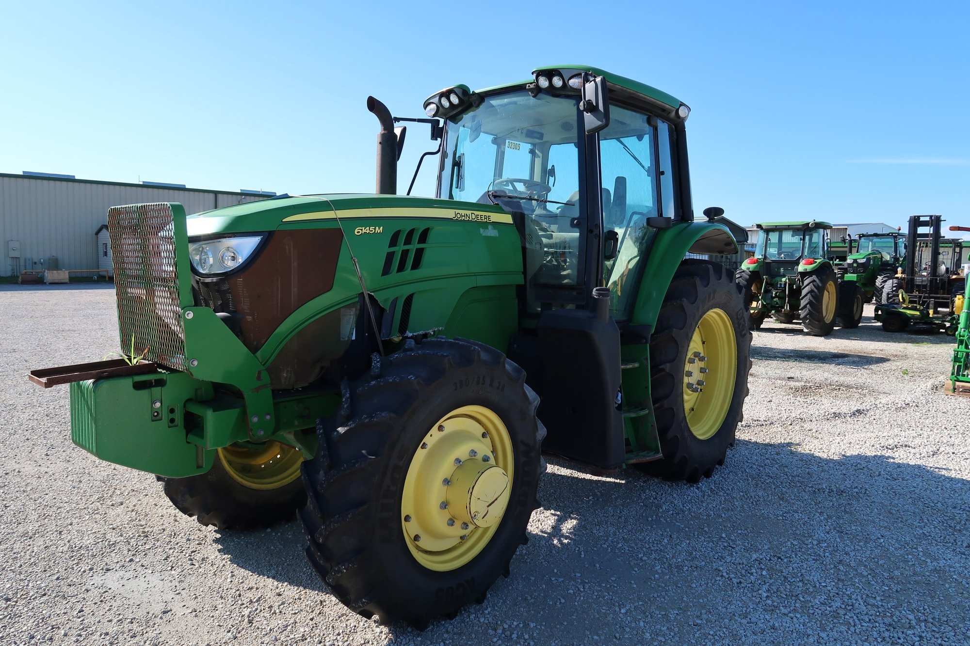 2020 JOHN DEERE 6145M LOT NUMBER 79 (A53084)