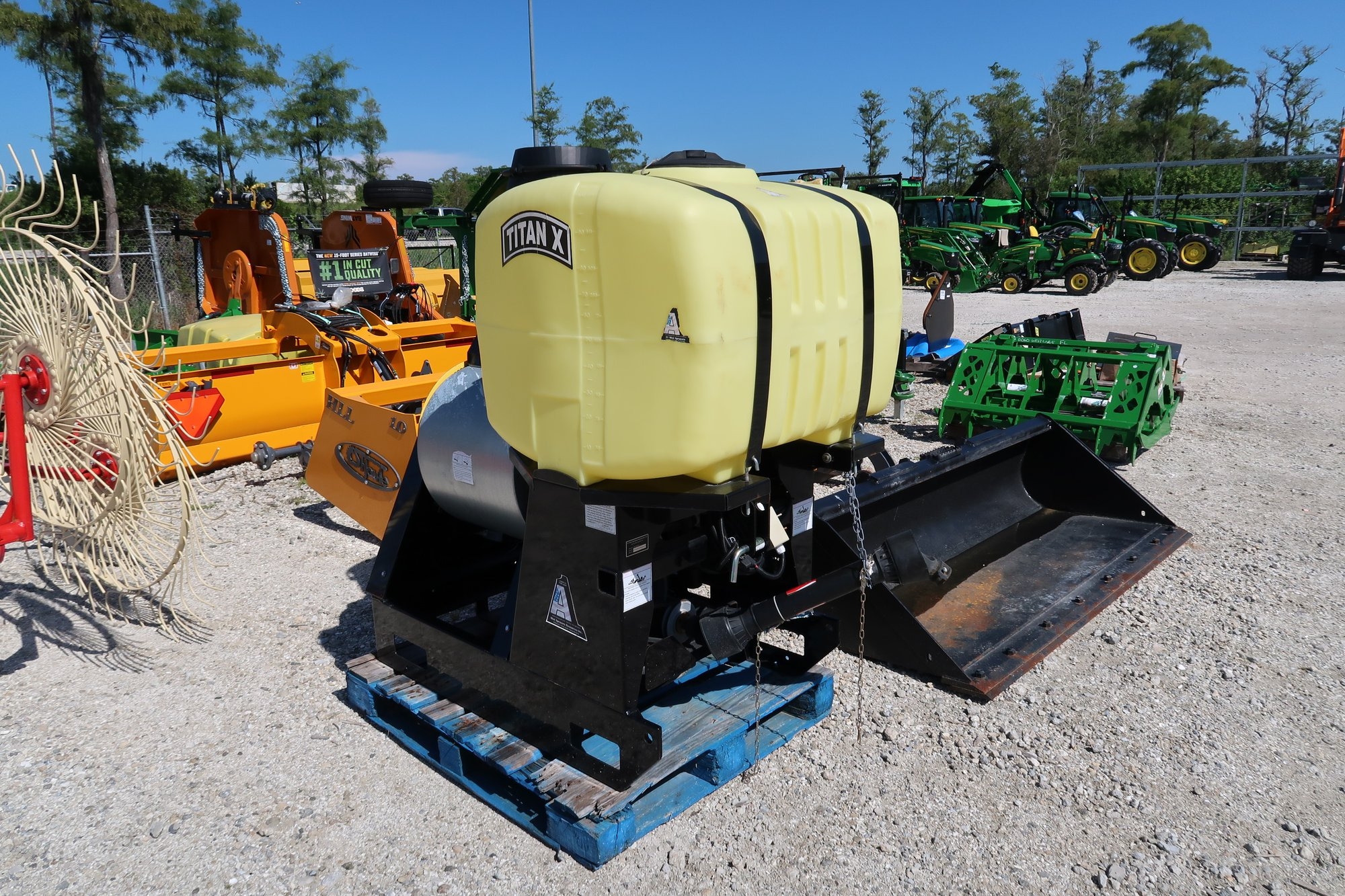 A1 MIST SPRAYERS RESOURCES TX3PT LOT NUMBER 85 (A53084)