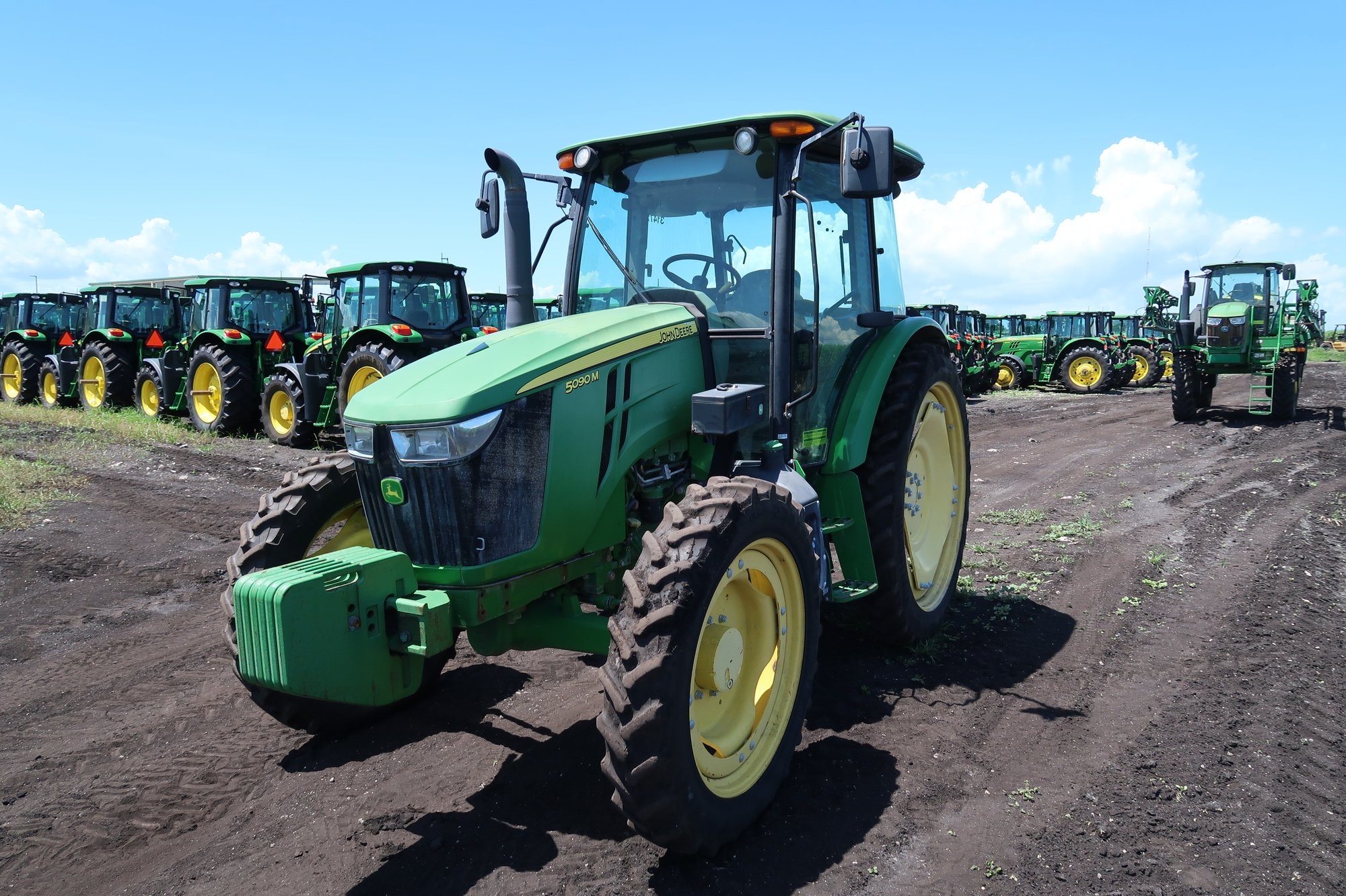 2019 JOHN DEERE 5090M LOT NUMBER 92 (A53084)