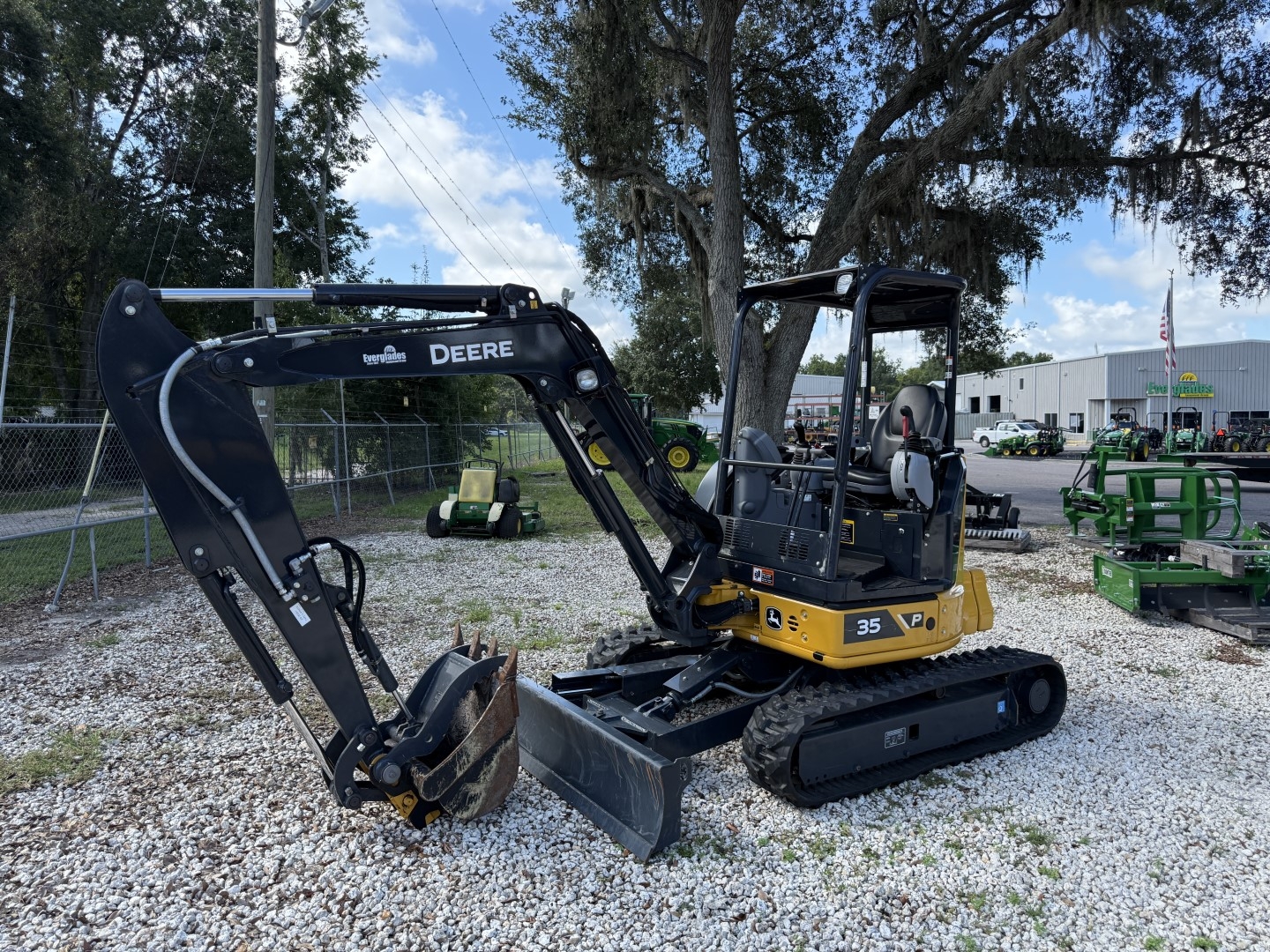 2024 JOHN DEERE 35P LOT NUMBER 110 (A53084)