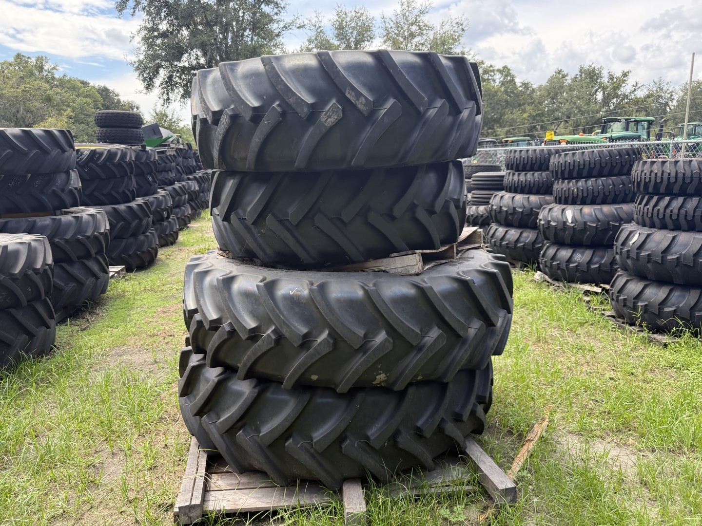 ALLIANCE 480/80R42 LOT NUMBER 134 (A53084)