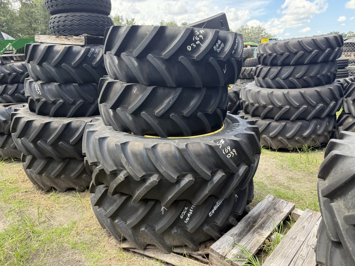 ALLIANCE 480/70R38 LOT NUMBER 135 (A53084)