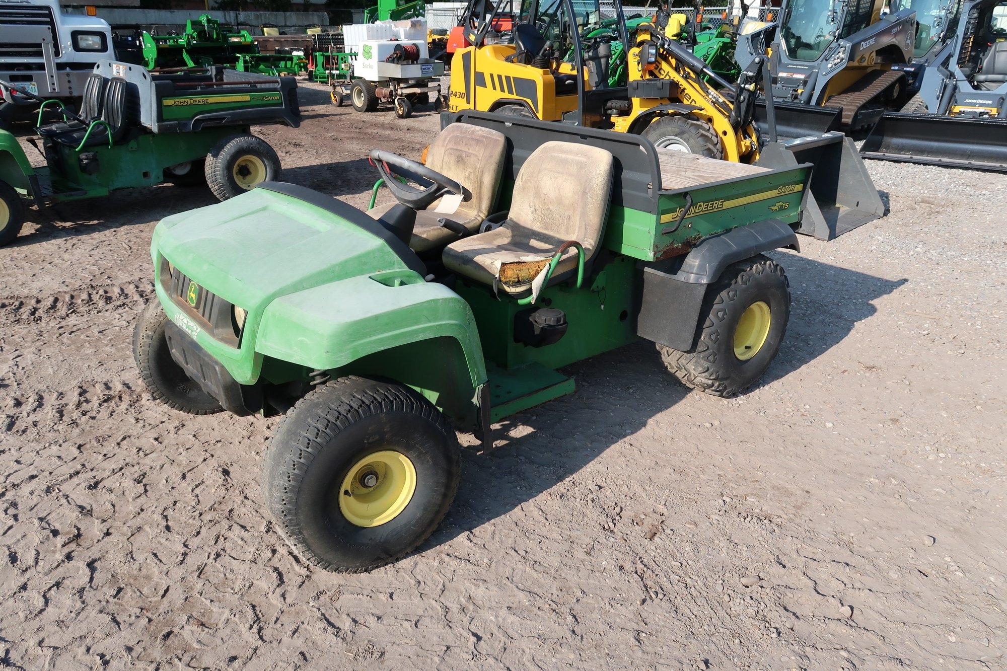 JOHN DEERE TS LOT NUMBER 151 (A53084)