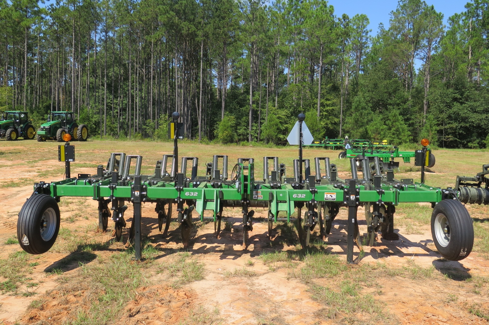 2023 UNVERFERTH 632 LOT NUMBER 175 (A53084)