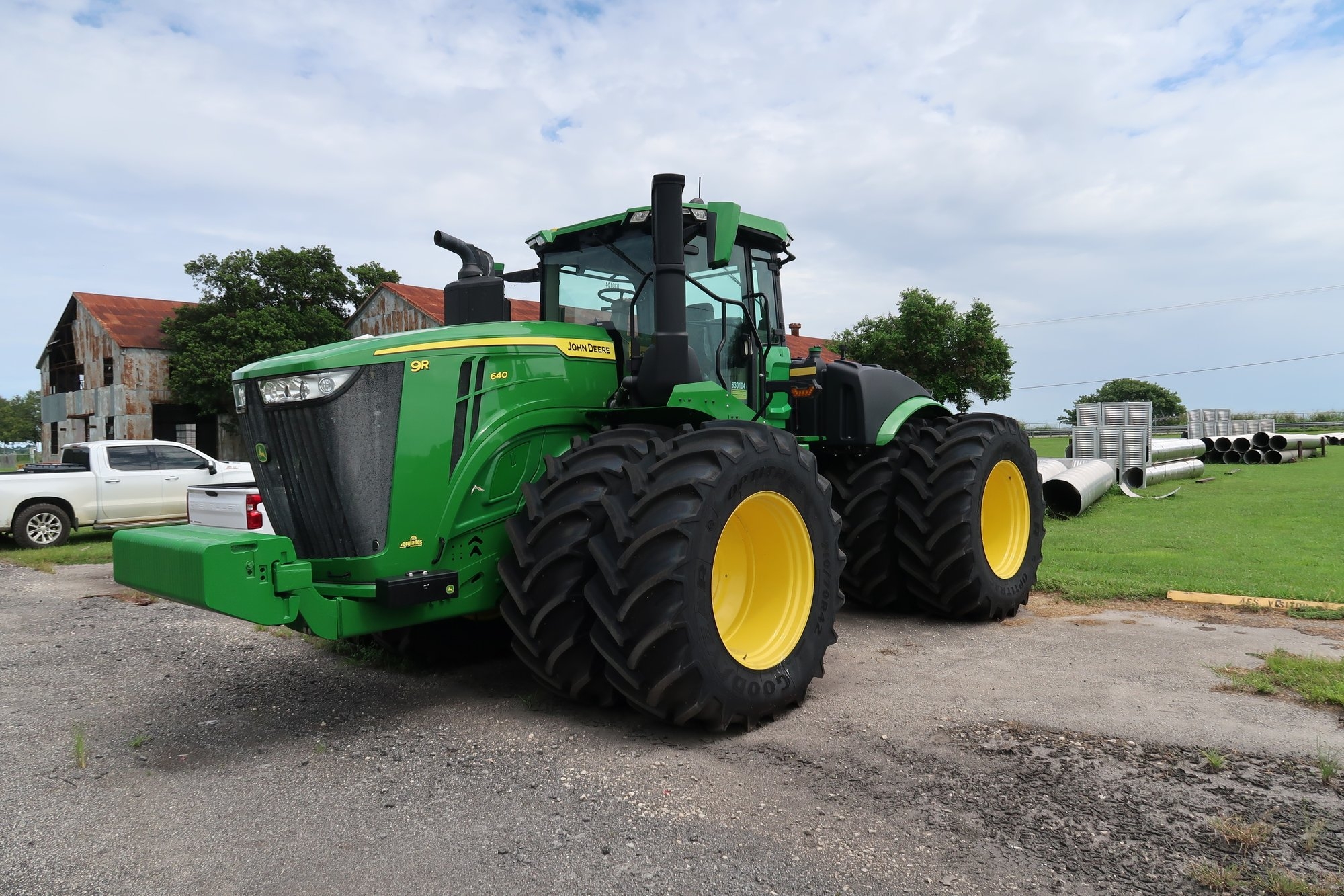 JOHN DEERE 9R640 LOT NUMBER 252 (A53084)