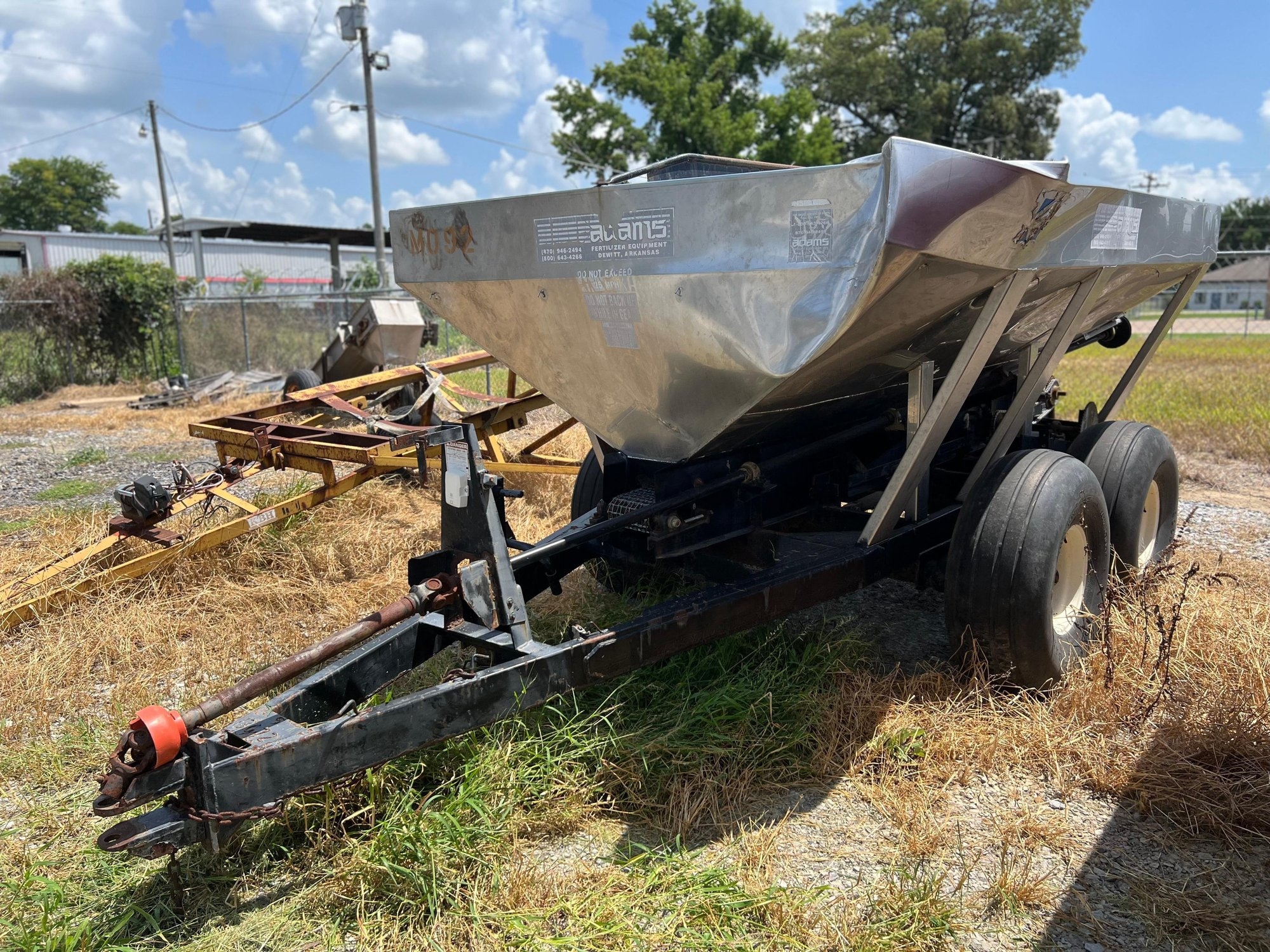Adams 6T Fertilizer Spreader (A53472)