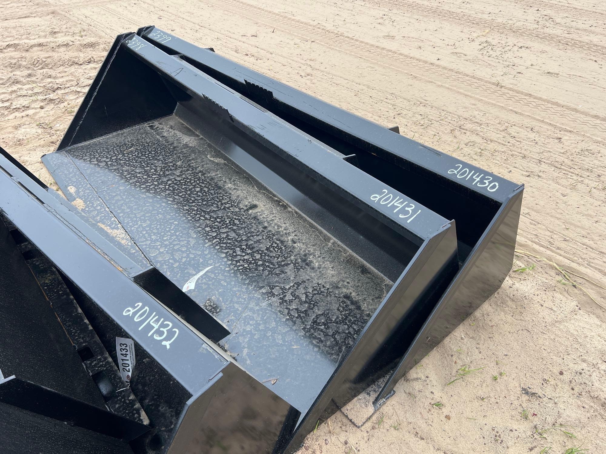UNUSED SWICT 84" QUICK ATTACH BUCKET (A54757)