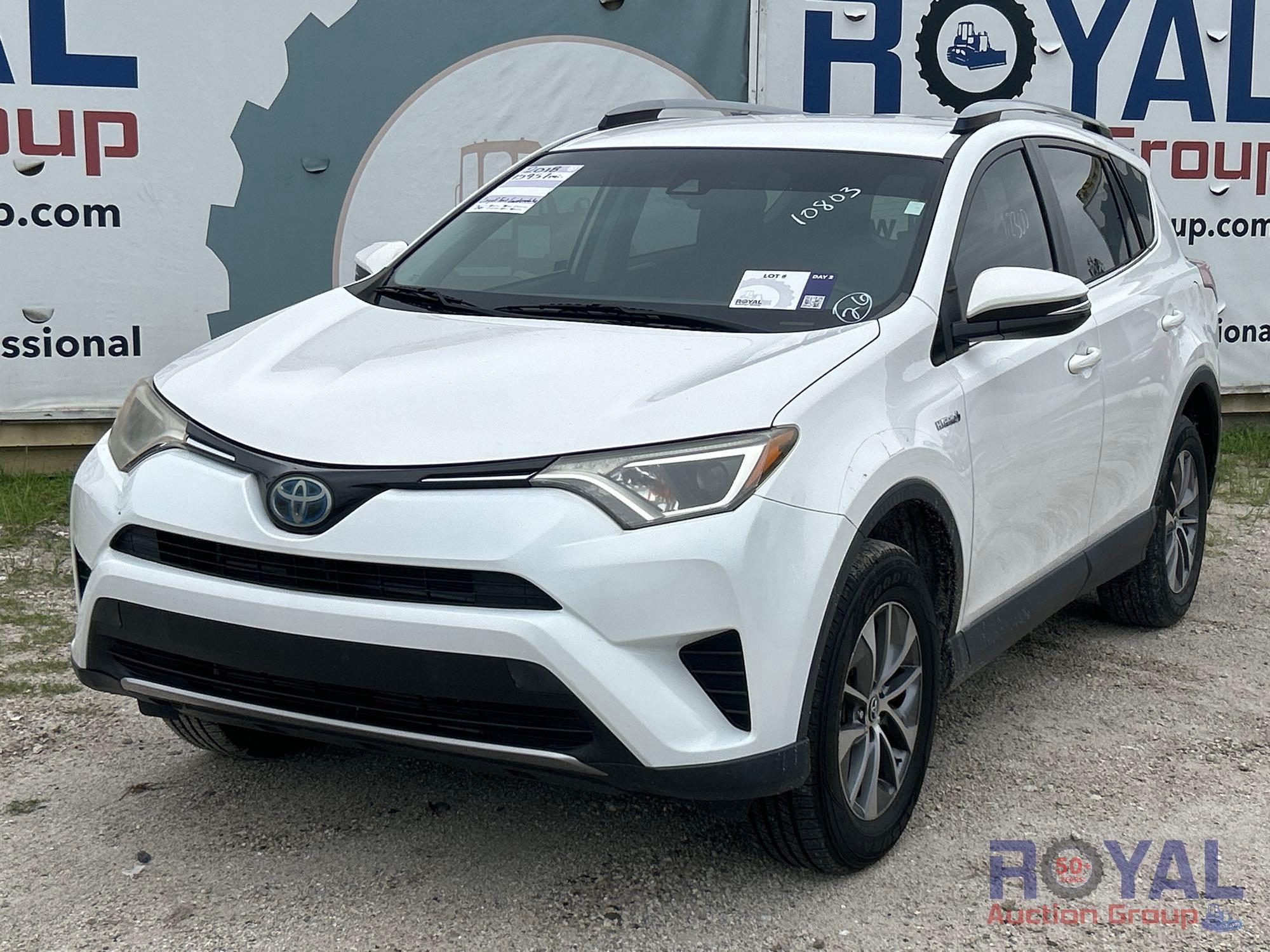 2018 Toyota RAV4 Hybrid XLE AWD SUV (A50324)
